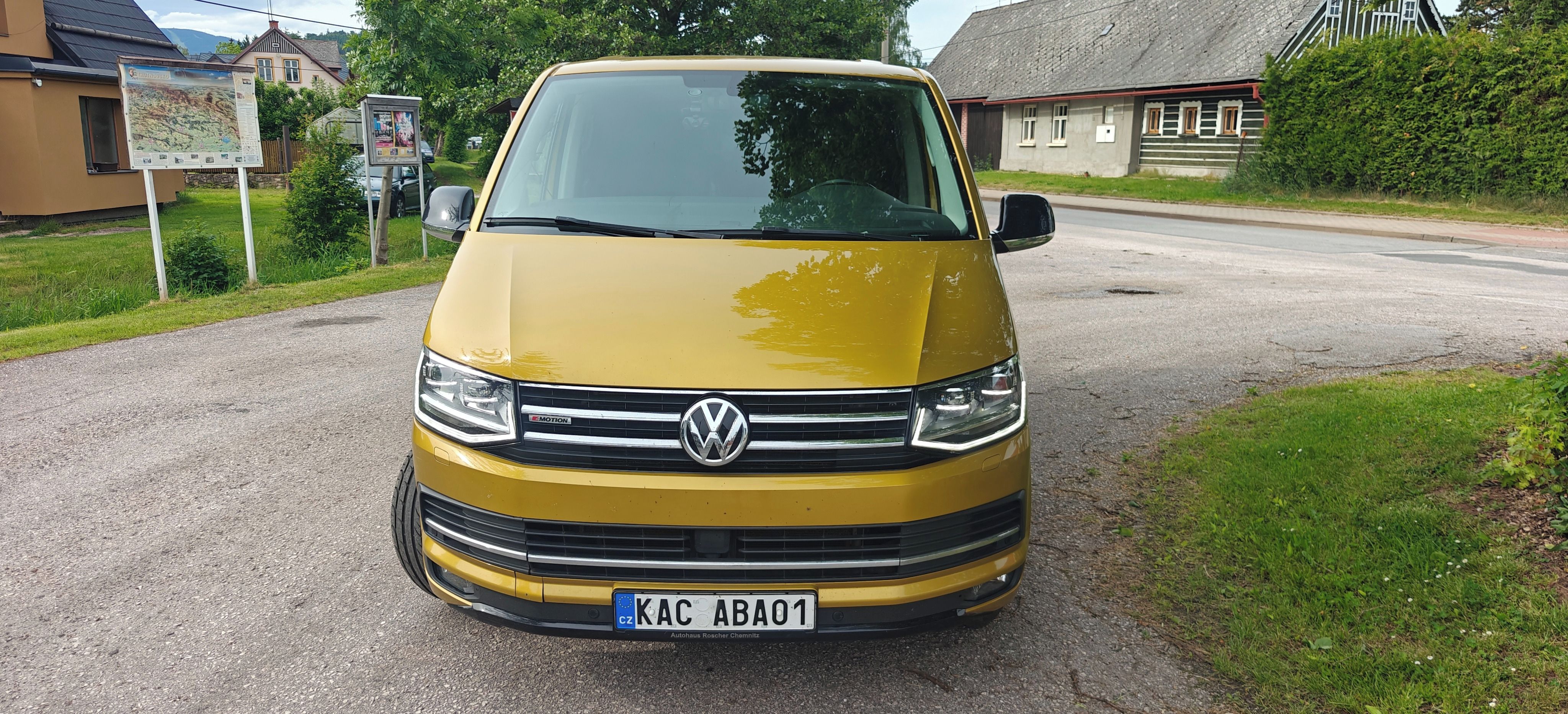 Volkswagen Multivan, 4x4 TOP STAV A VÝBAVA