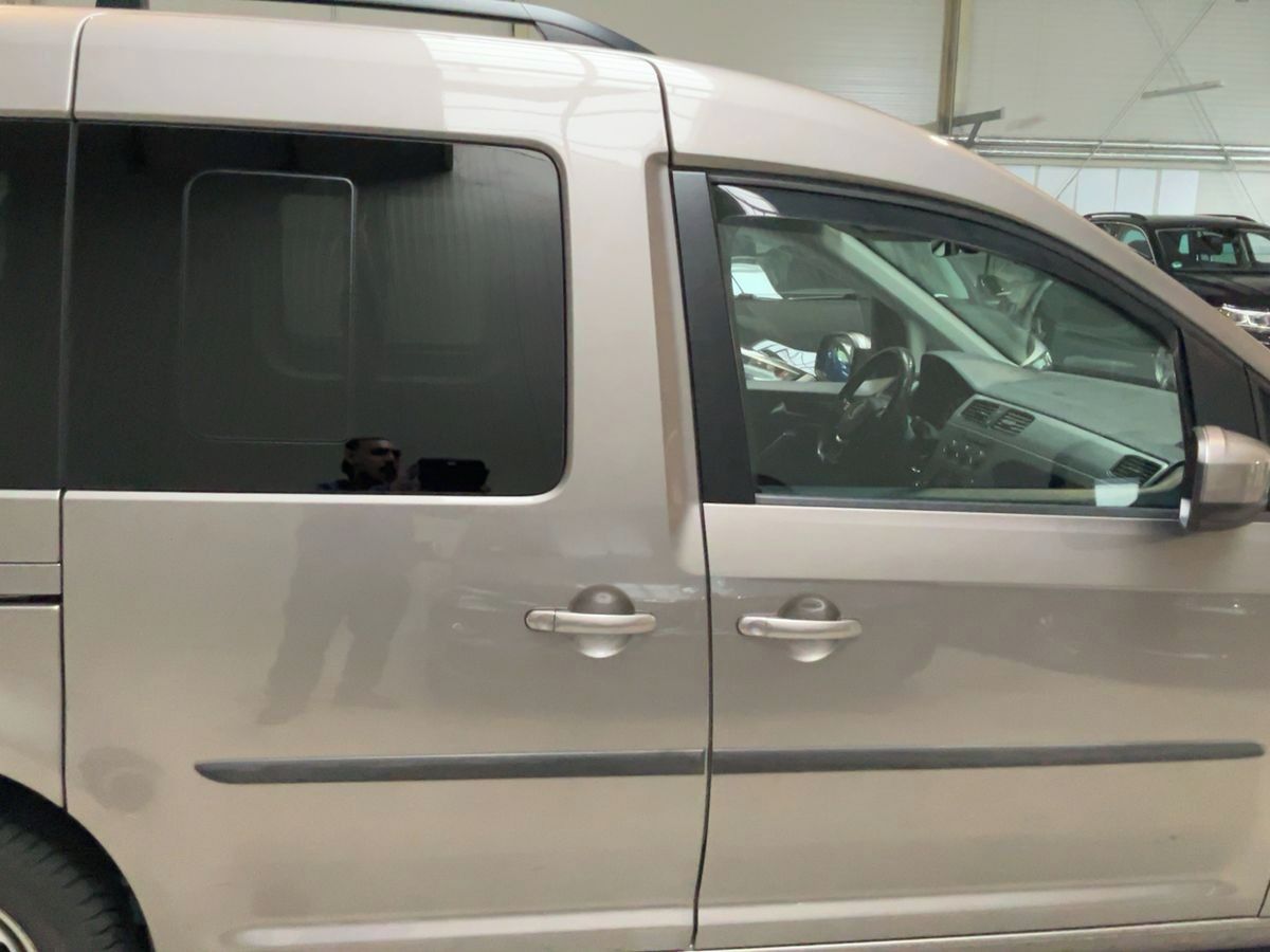 Volkswagen Caddy, 1.4Tsi 96KW MULTIF. VOLANT - fotka 5