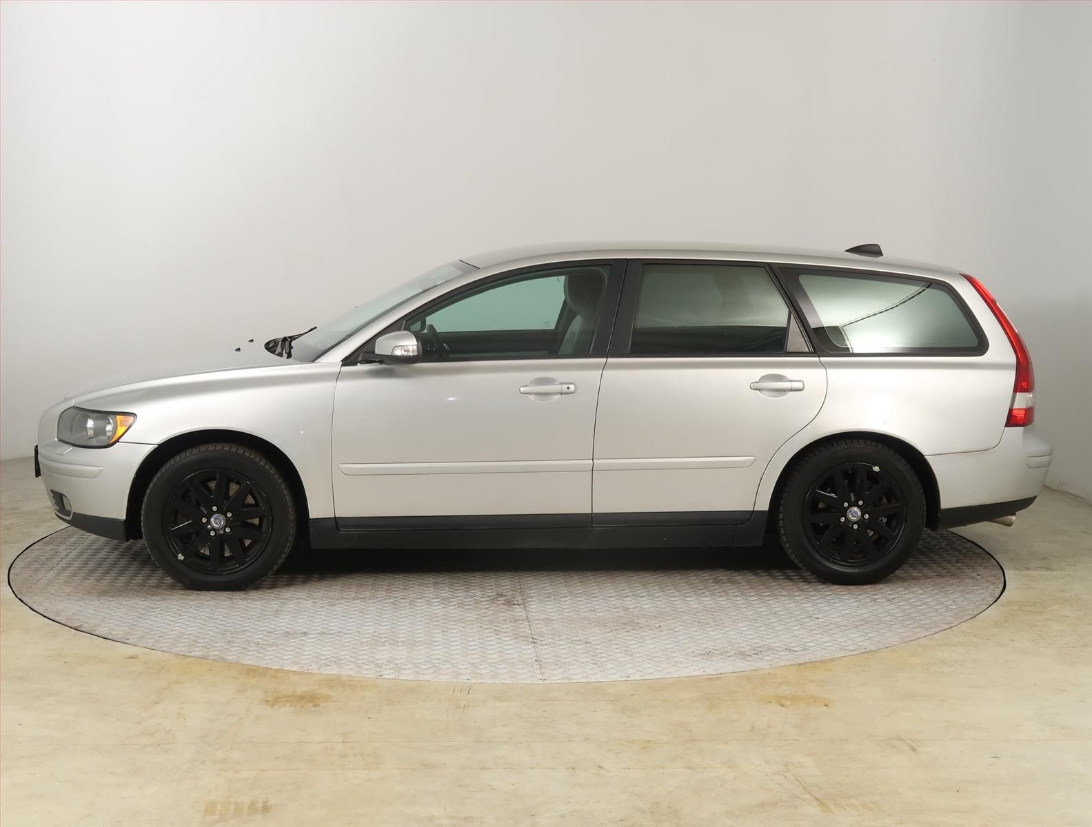 Volvo V50, D5, Automat, Automatická klima - fotka 3