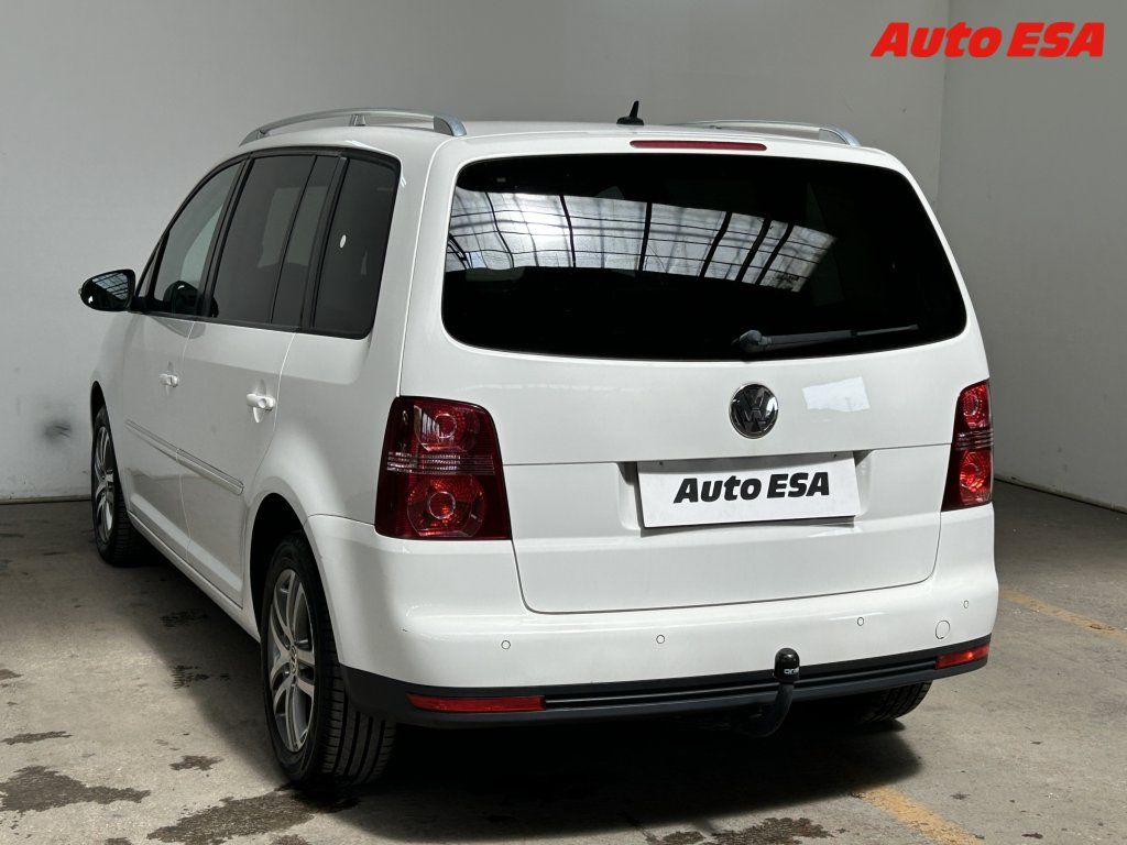 Volkswagen Touran, 1.4 TSi,Highline - fotka 6