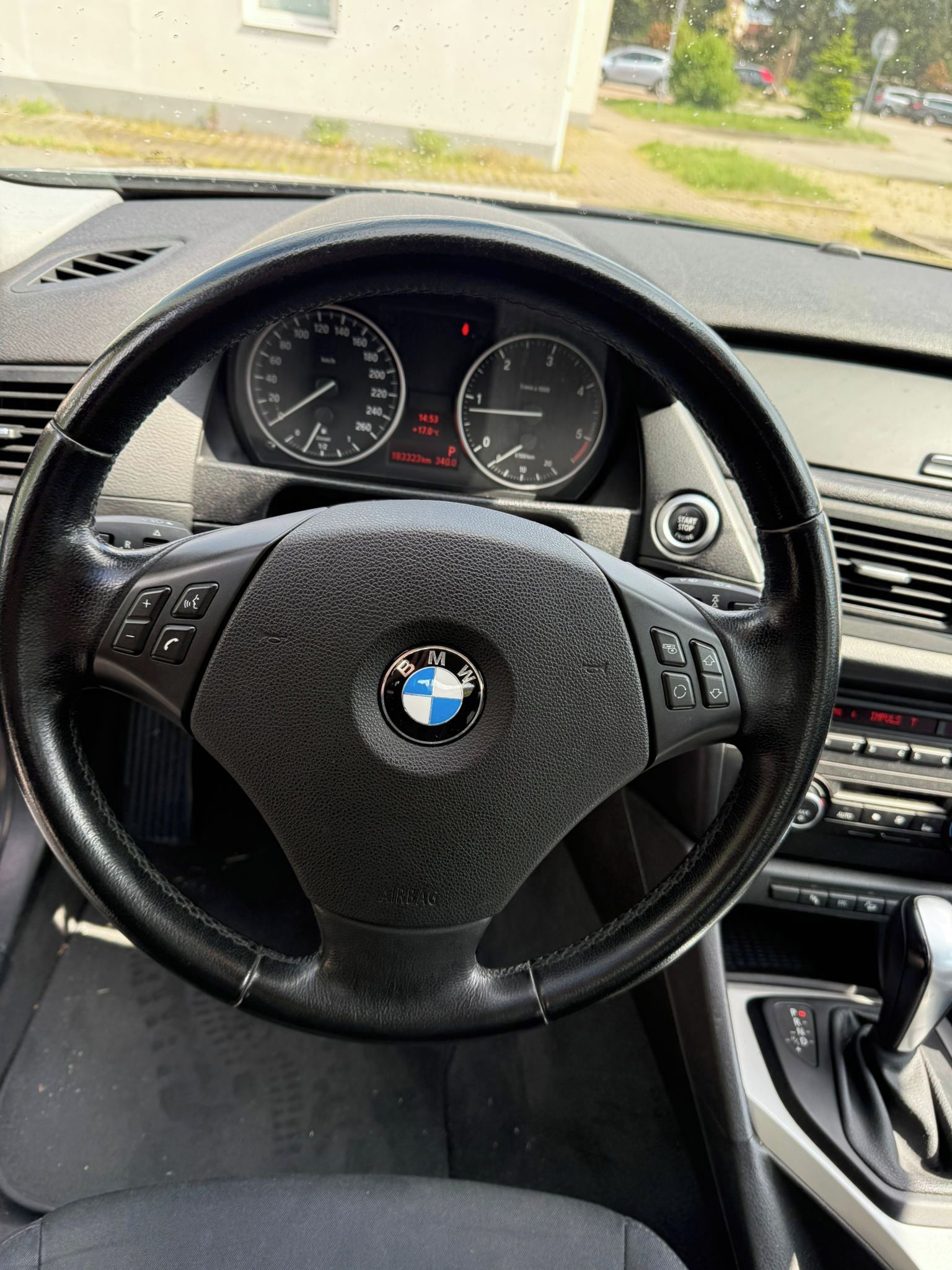 BMW X1 - fotka 4