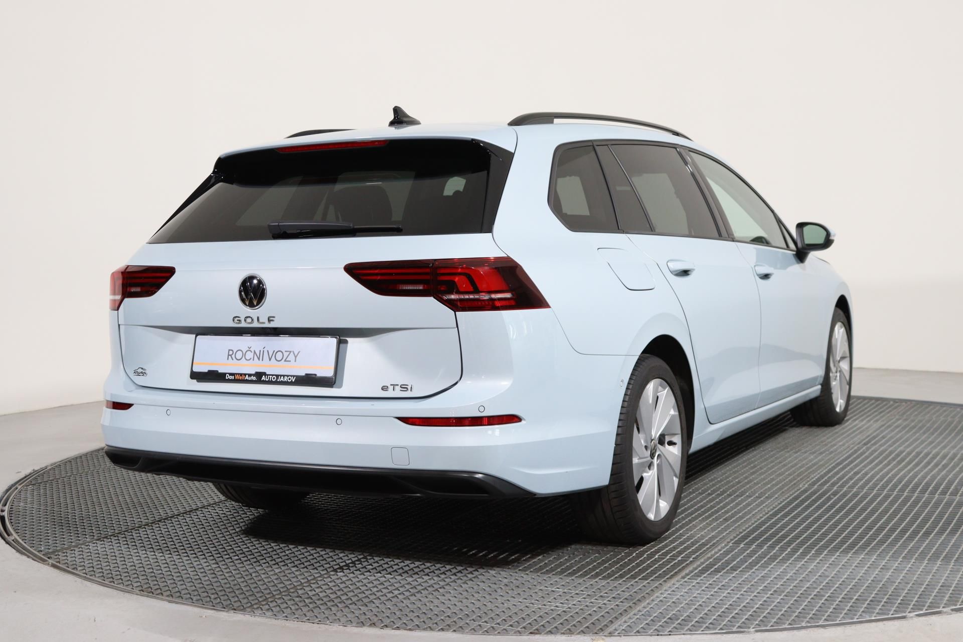 Volkswagen Golf Variant, People 1,5eTSI 110kw DSG/ ACC, - fotka 2