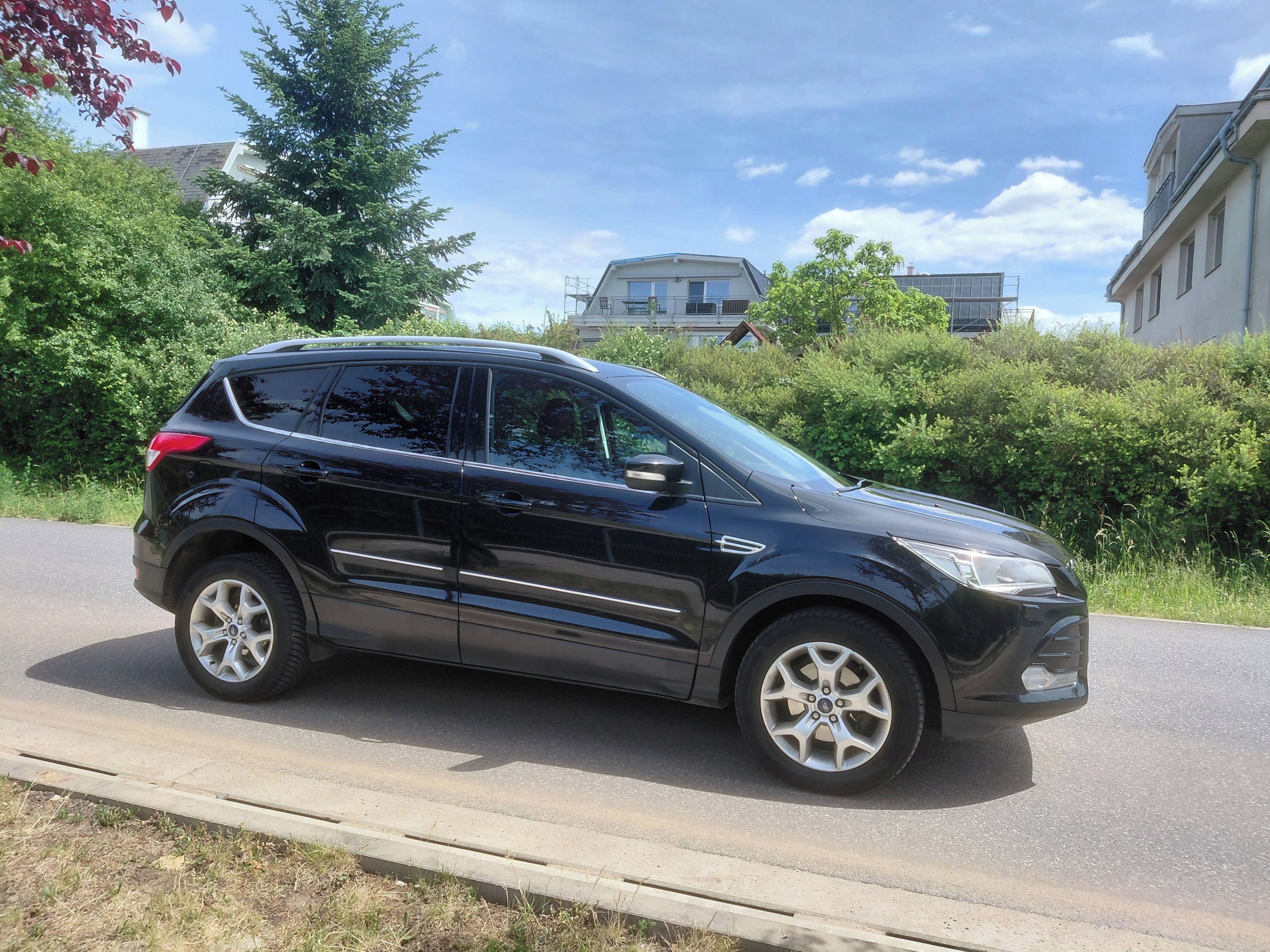 Ford Kuga, 1.6Ecoboost,Titanium,TOP - fotka 3