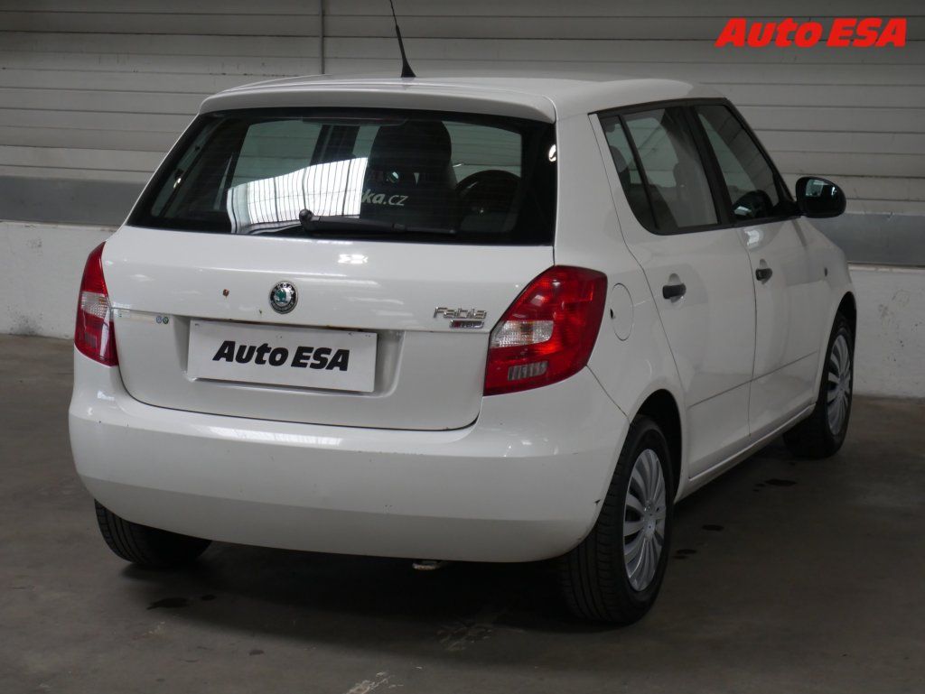 Škoda Fabia, 1.2 TSI,ČR,AC - fotka 6
