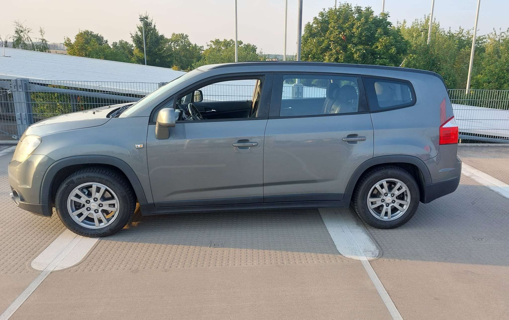Chevrolet Orlando, 1.8 i + LPG a tažné zař. - fotka 5