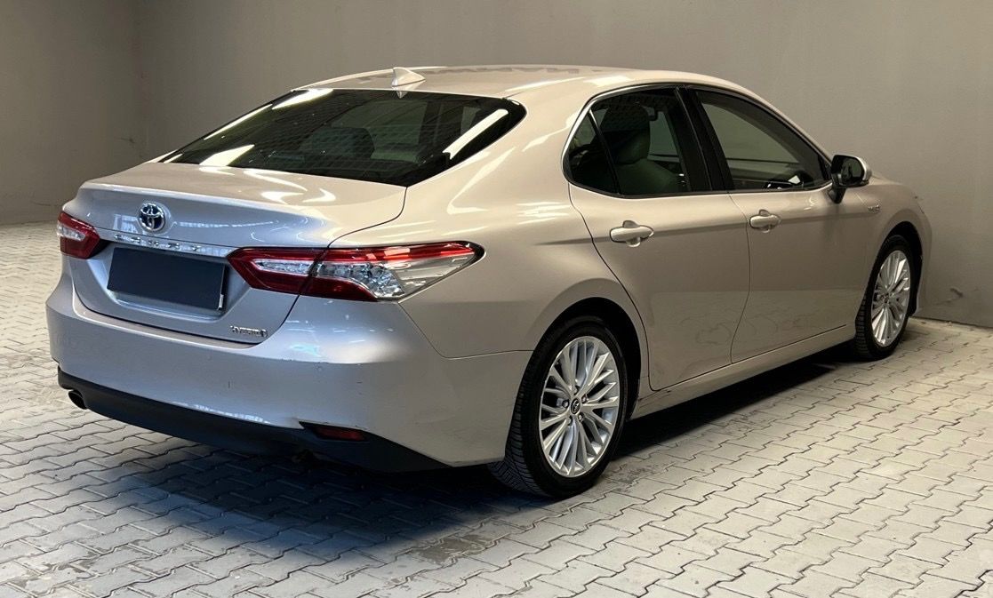 Toyota Camry, 2,5 Hybrid Executive VIP - fotka 4