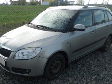 1.4i 16V 63 kW