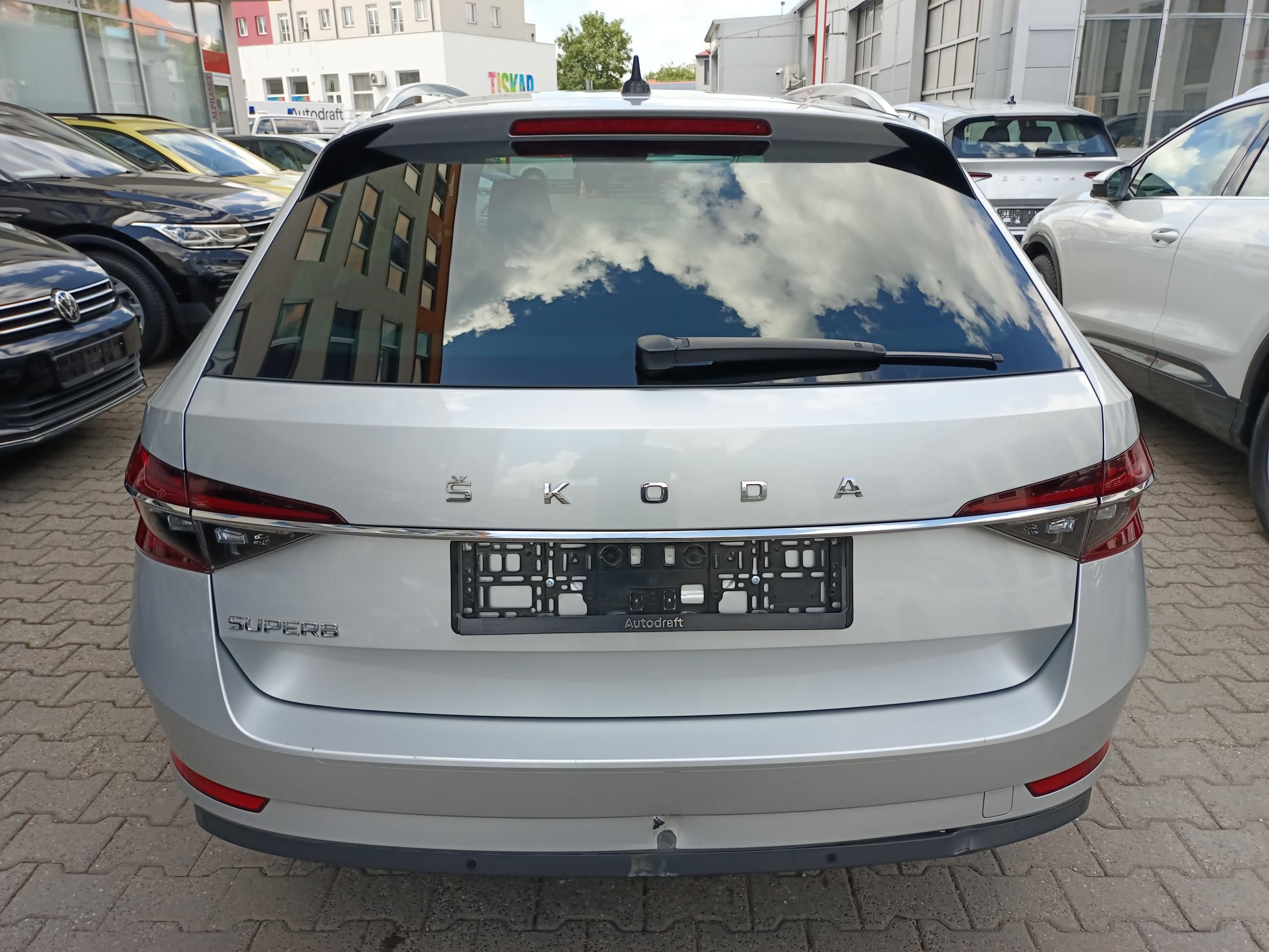 Škoda Superb, Style 2.0TDI 110kW DSG ALU 18" - fotka 5