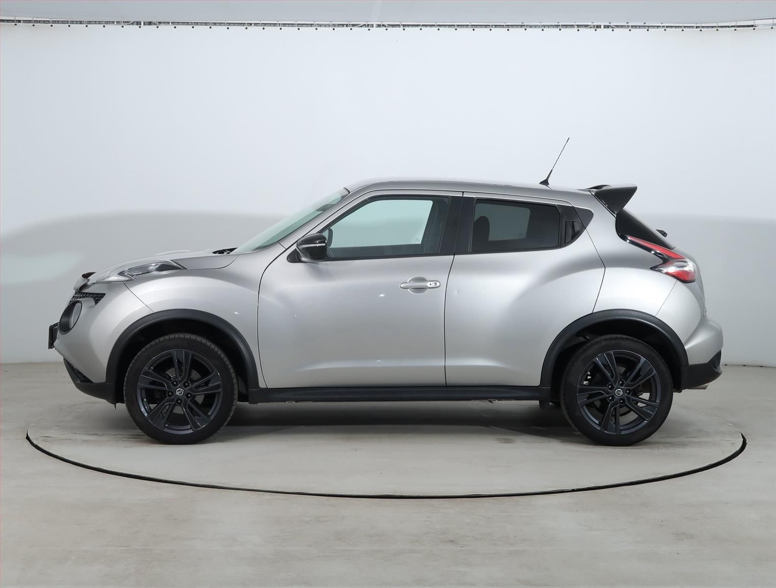 Nissan Juke, 1.2 DIG-T, Serv.kniha, Navi - fotka 3
