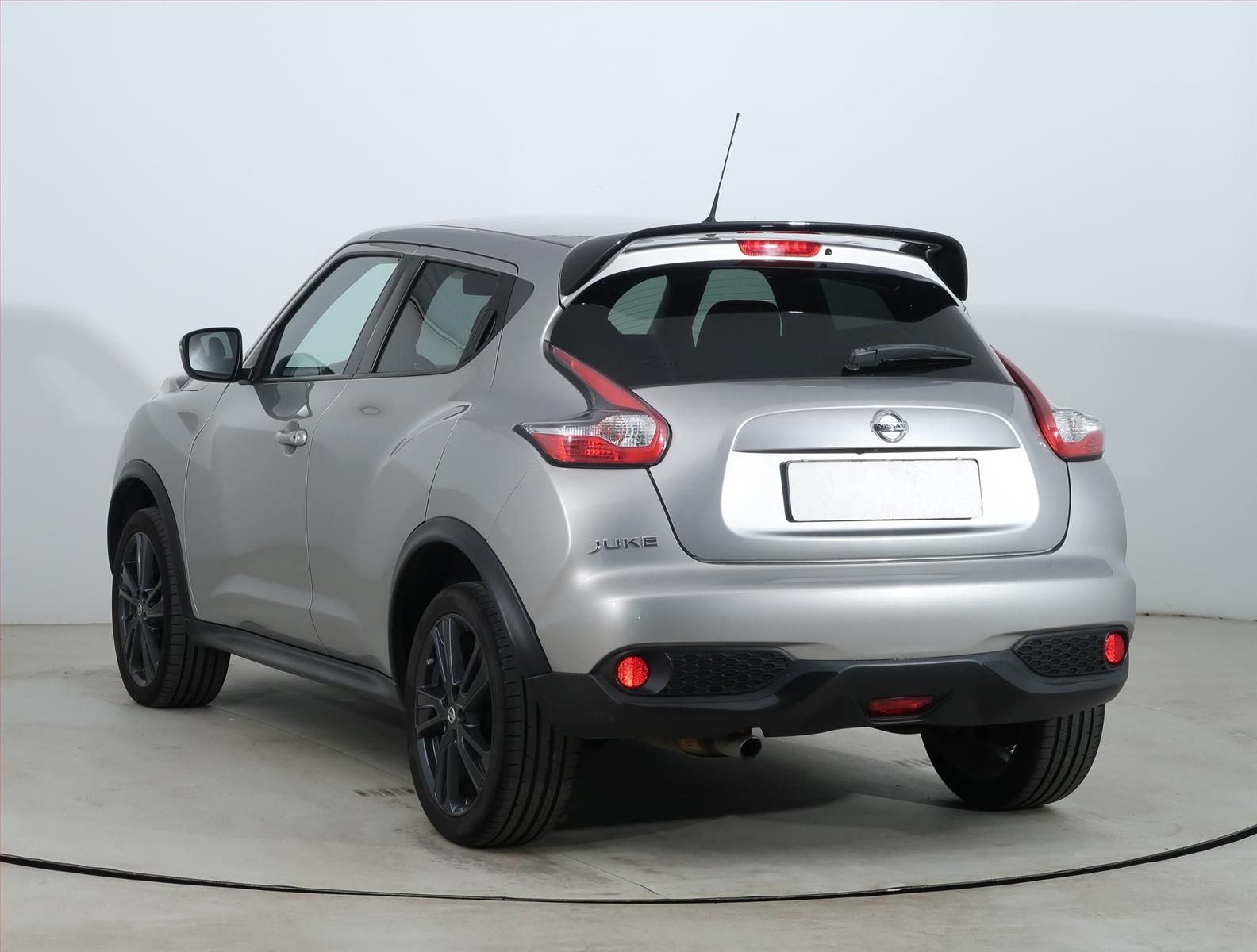 Nissan Juke, 1.2 DIG-T, Serv.kniha, Navi - fotka 4