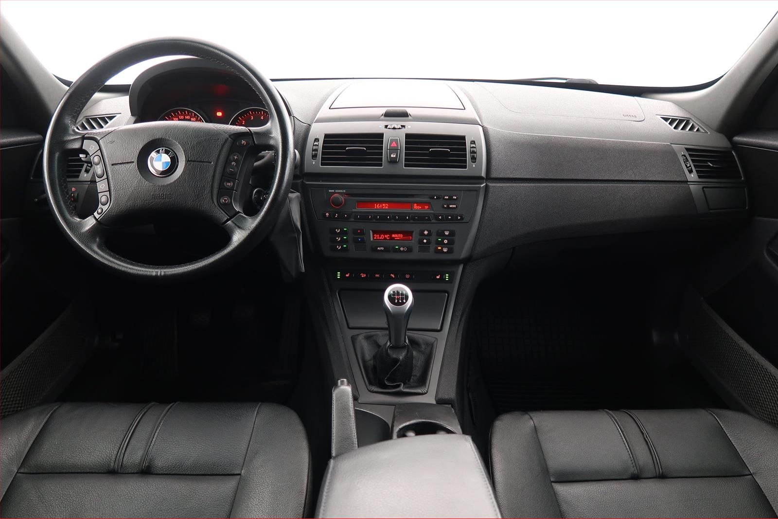 BMW X3, 3.0i, 4X4, Kožené sedačky - fotka 5