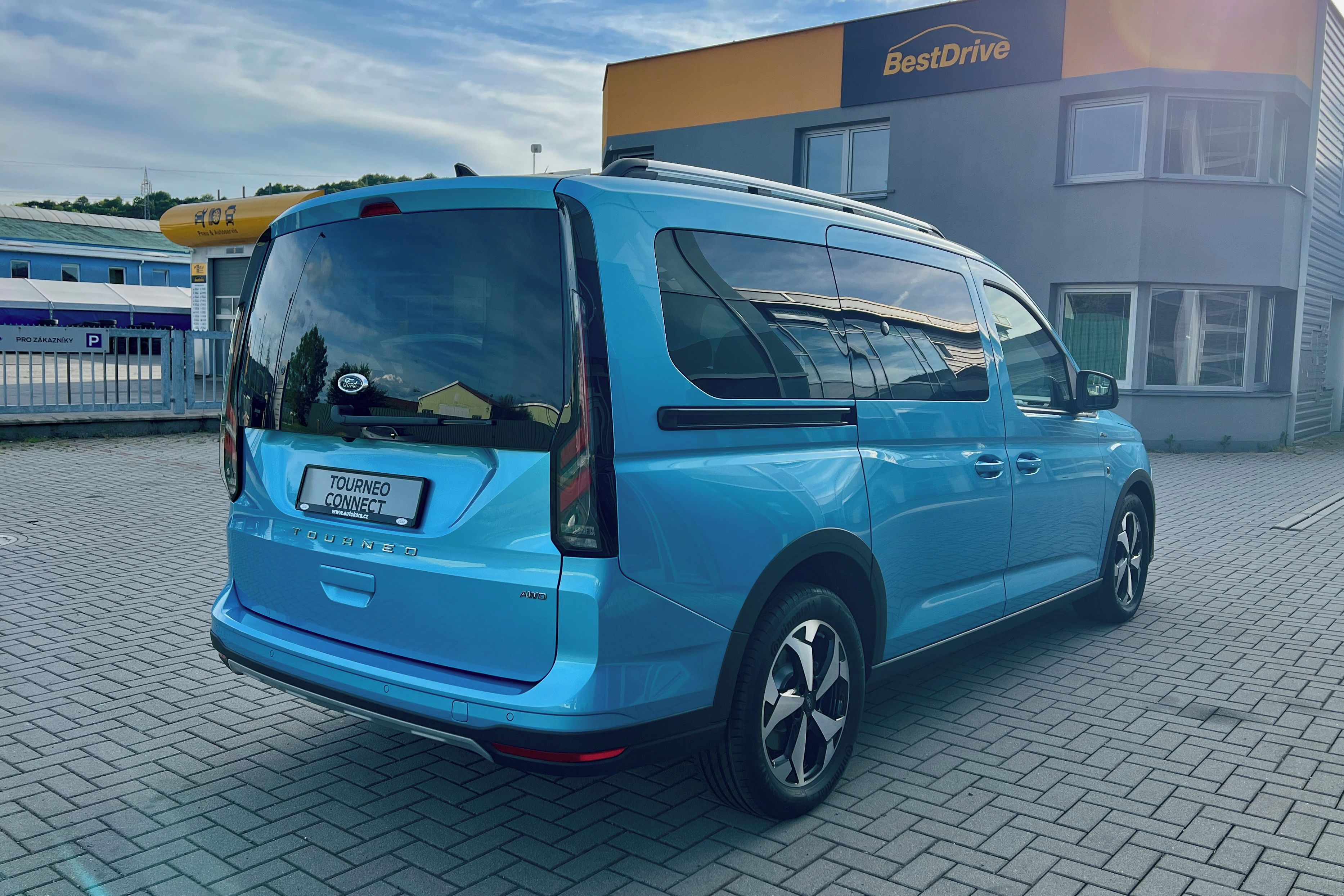 Ford Tourneo Connect, Grand 2.0 EcoBlue Active AWD - fotka 5