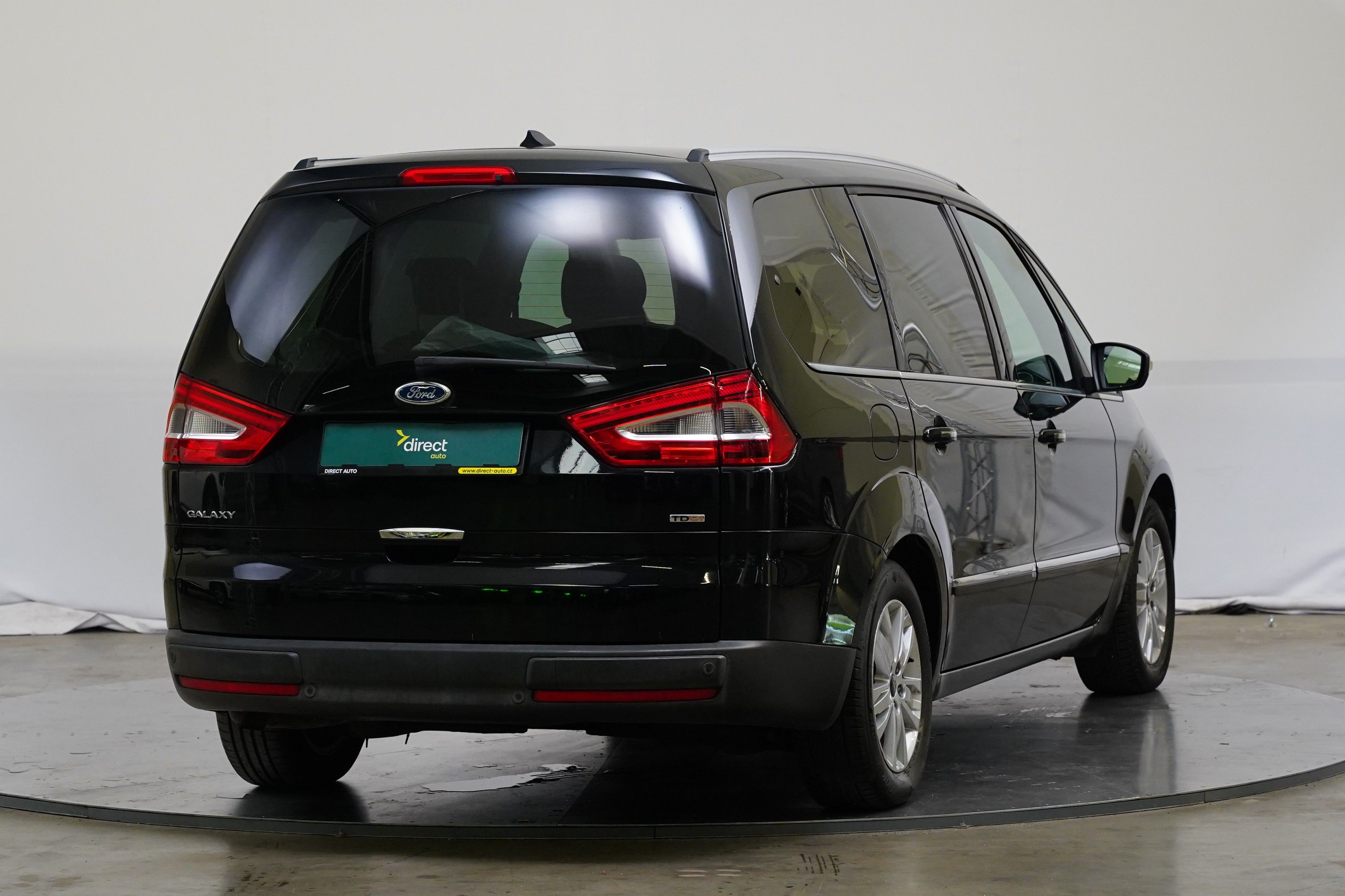 Ford Galaxy, 2.0 TDCI 103 kW Titanium - fotka 2