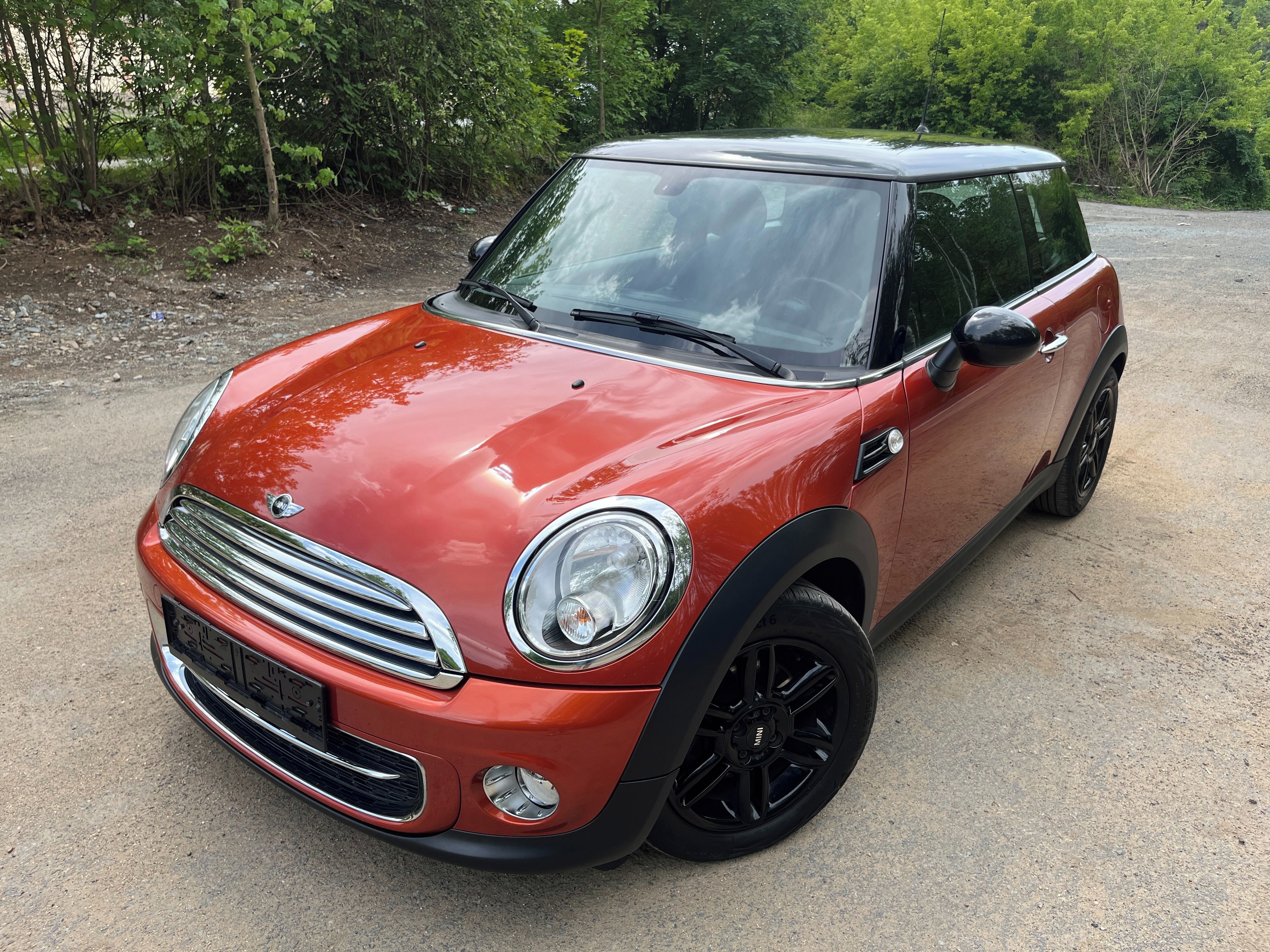 Mini Cooper, 1.6D 82kw 1.maj 119.000km alu
