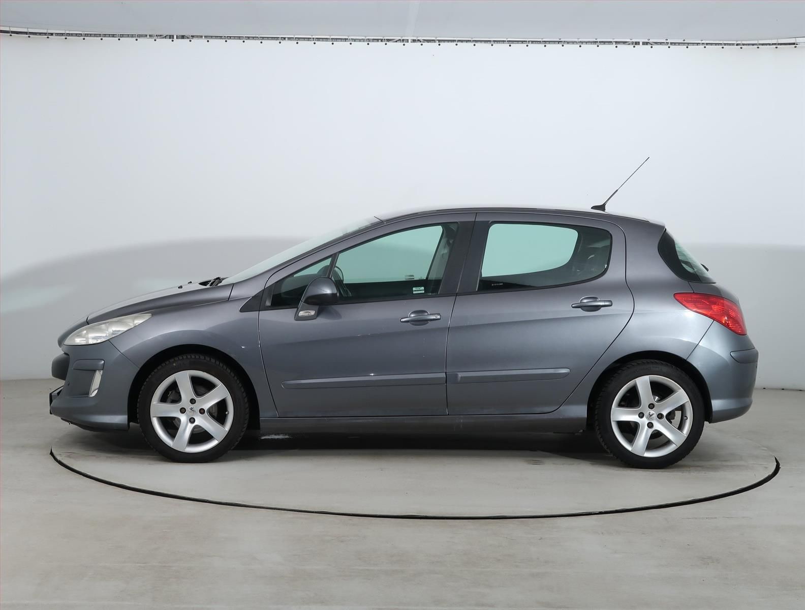 Peugeot 308, 1.6 HDi, po STK - fotka 3