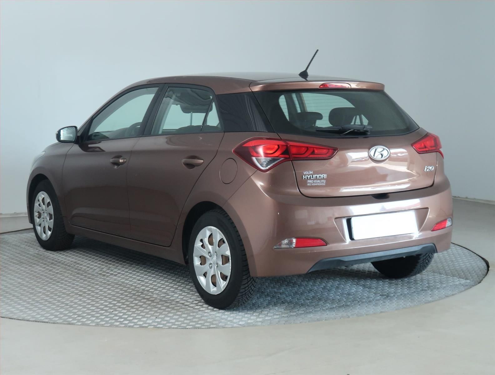 Hyundai i20, 1.2, Plus, Serv.kniha, Klima - fotka 4