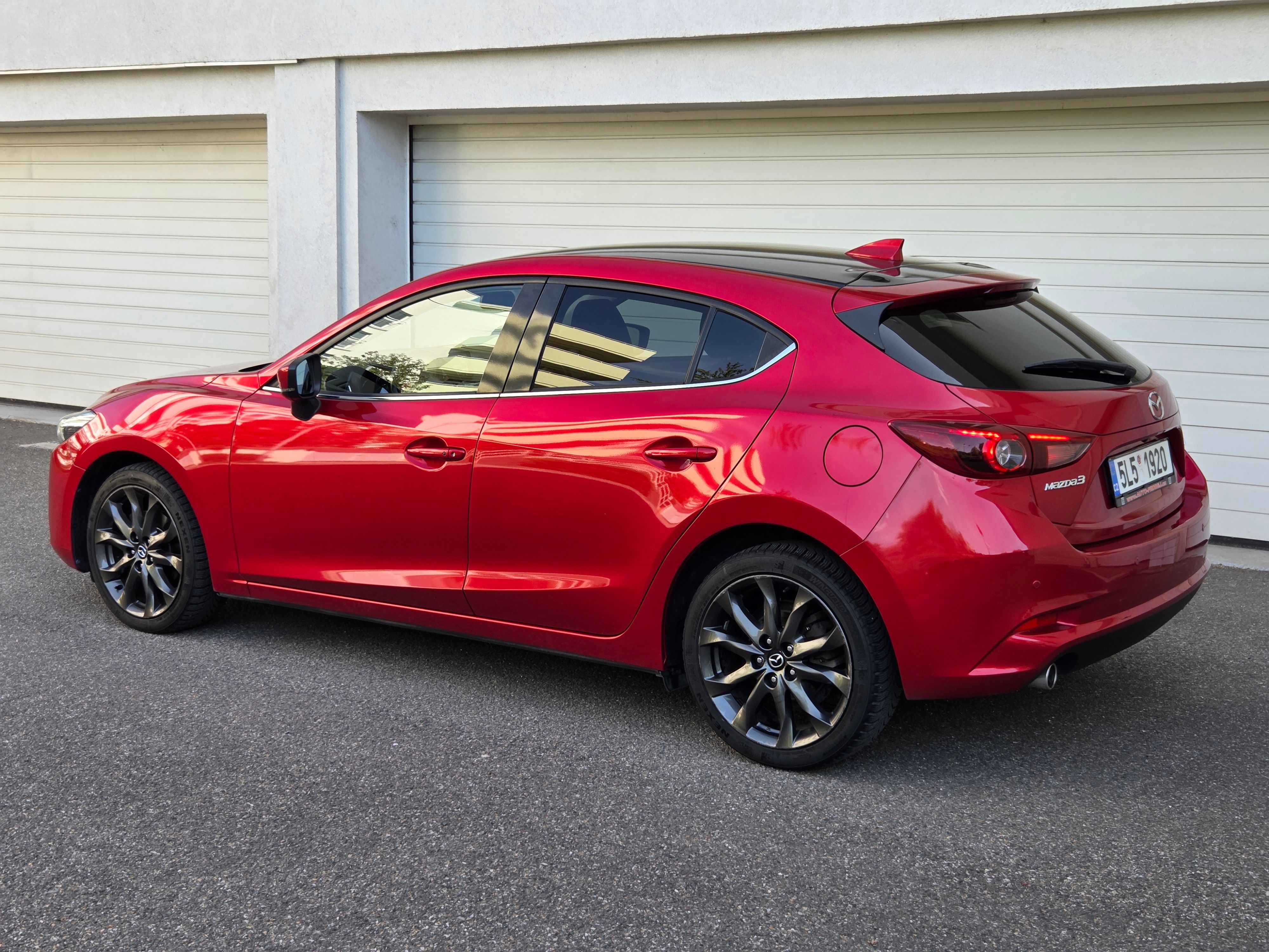 Mazda 3, 2.2D 110Kw Automat DPH - fotka 5