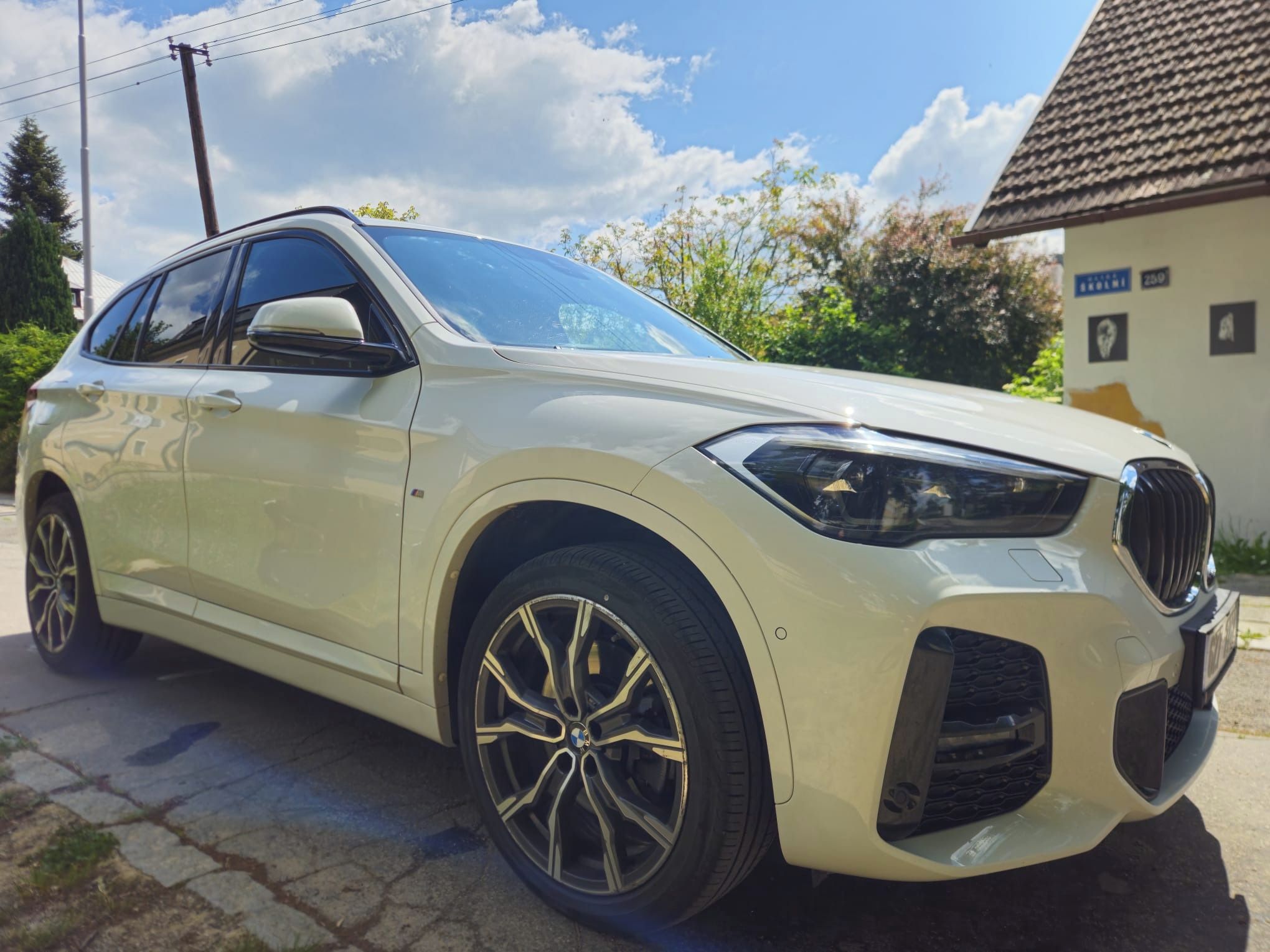 BMW X1, xDrive20i - fotka 3