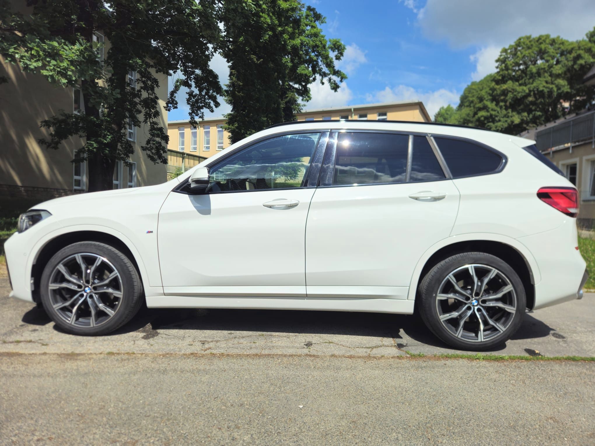BMW X1, xDrive20i - fotka 4