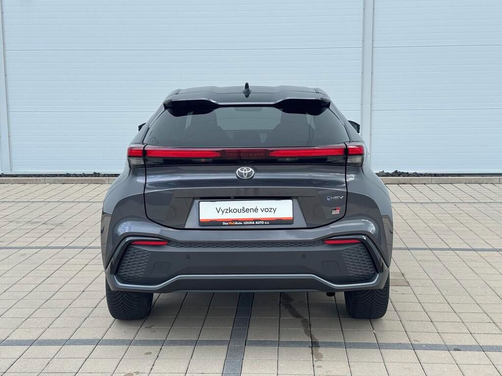 Toyota C-HR, GR Sport 2.0 E-CVT 112 kW - fotka 6