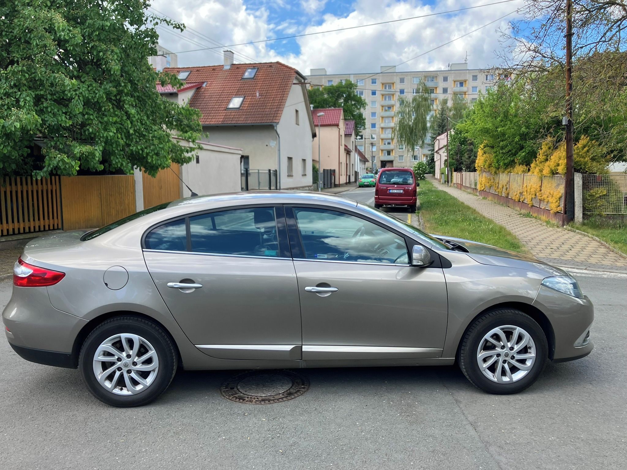 Renault Fluence - fotka 4