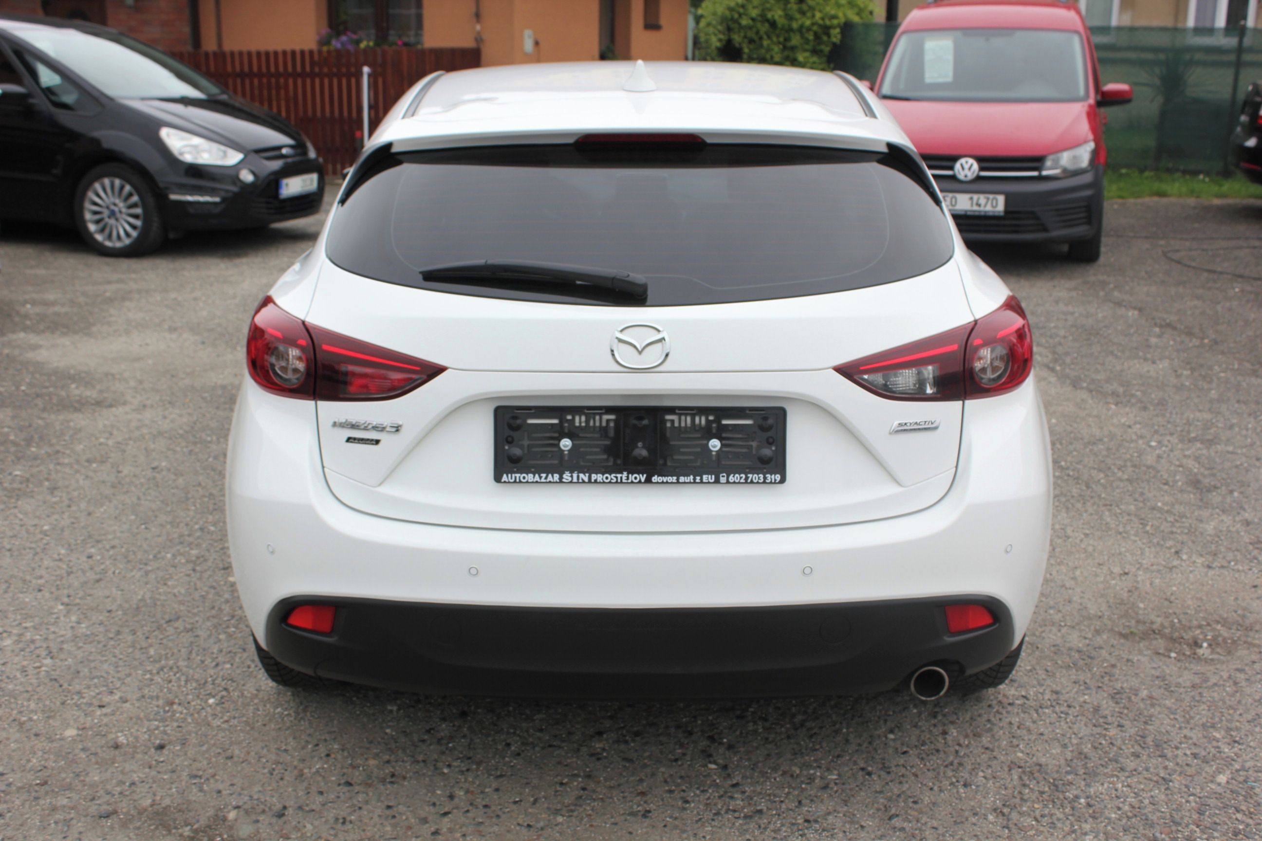 Mazda 3, 1.5 Skyactiv-G, 68 000 km - fotka 6