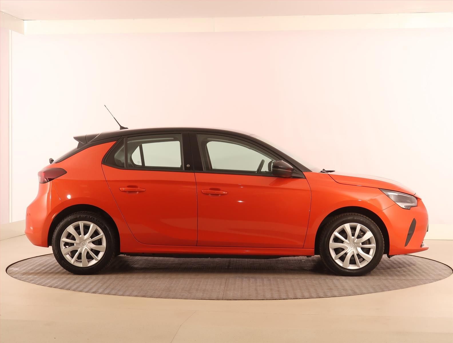 Opel Corsa, 50 kWh, Automat, Serv.kniha - fotka 6
