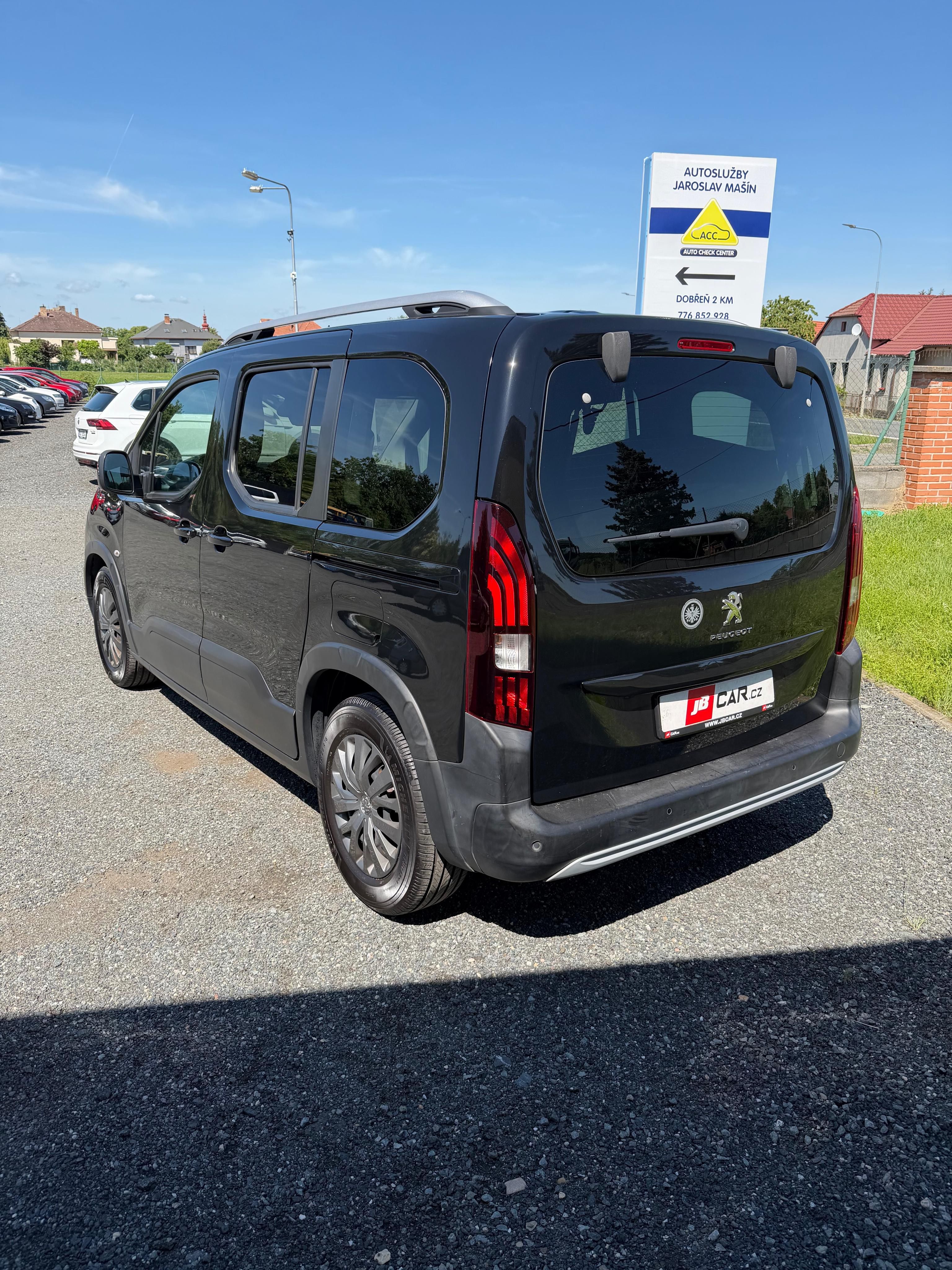 Peugeot Rifter, 1.2 81 kW PureTech Allure 1.M - fotka 5