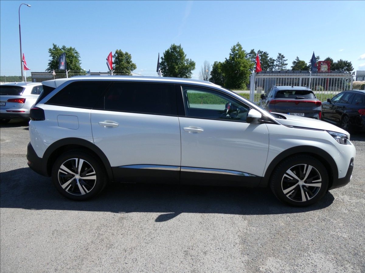 Peugeot 5008, 1,6 133kW ALLURE 1.maj,servisk - fotka 2