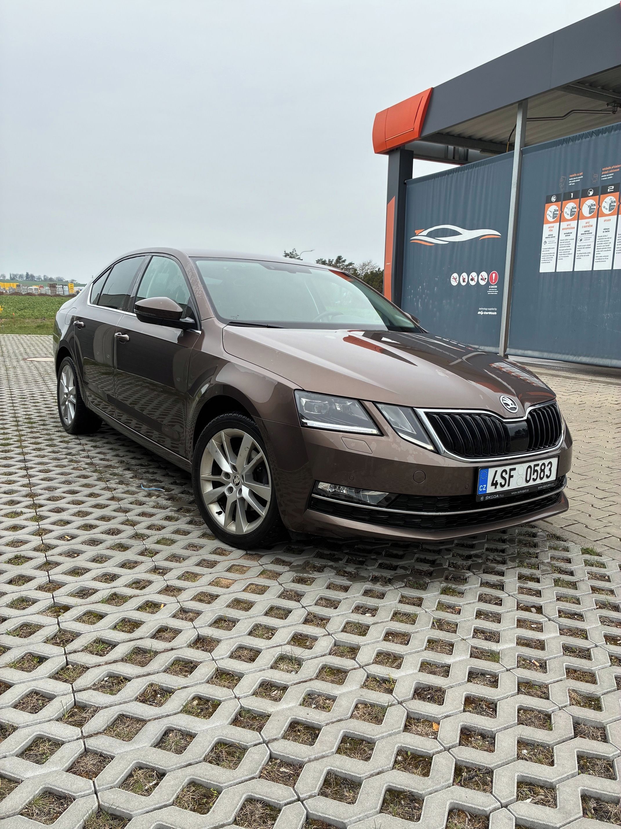 Škoda Octavia, Škoda Octavia 3, style +, DSG - fotka 4