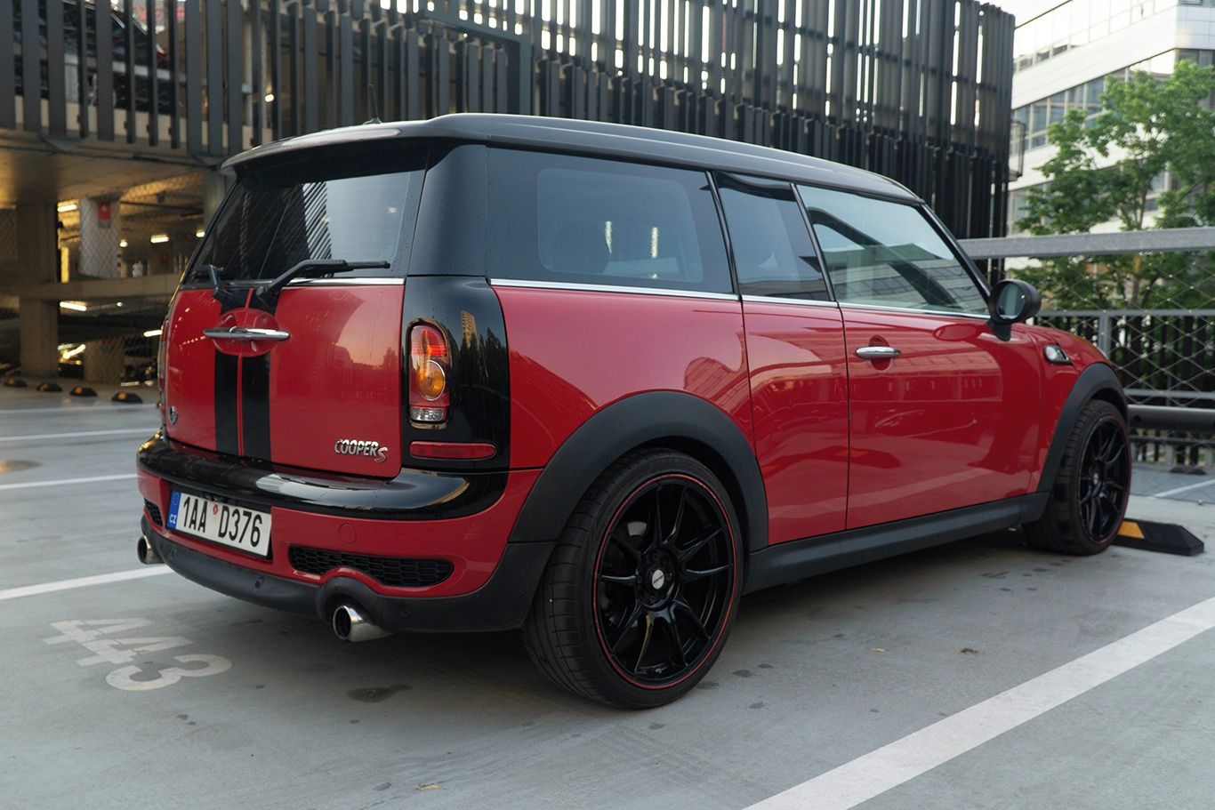 Mini Clubman, S 1.6i (128 kW) - fotka 2