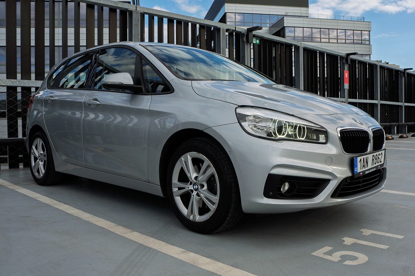 BMW Řada 2, BMW 220i Active Tourer Advanta - fotka 4