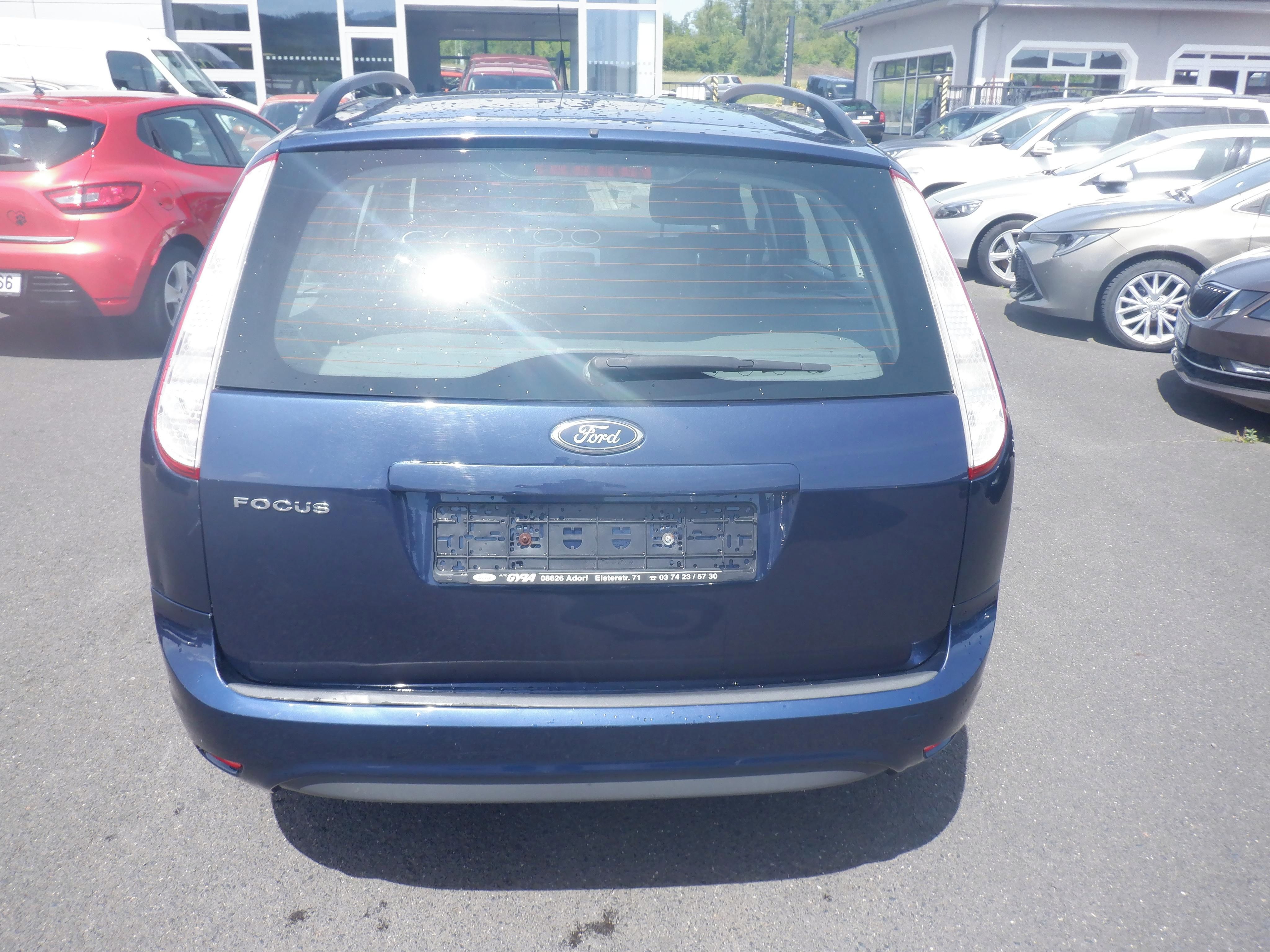 Ford Focus, 1.6i 74kW - fotka 6