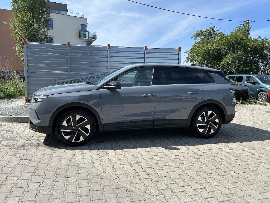 Opel Grandland, Ultimate 1,2 Turbo 107kW AT6 - fotka 2