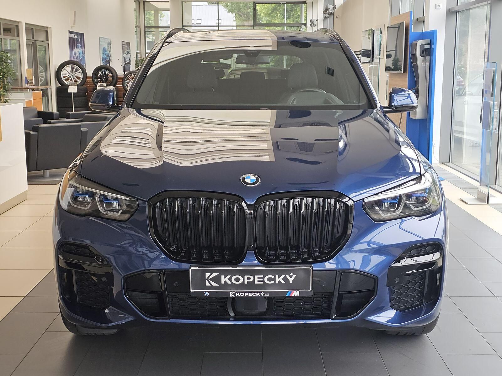 BMW X5, xDrive30d M sportovní paket - fotka 2