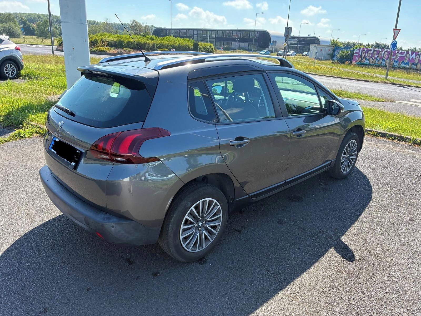 Peugeot 2008 - fotka 4