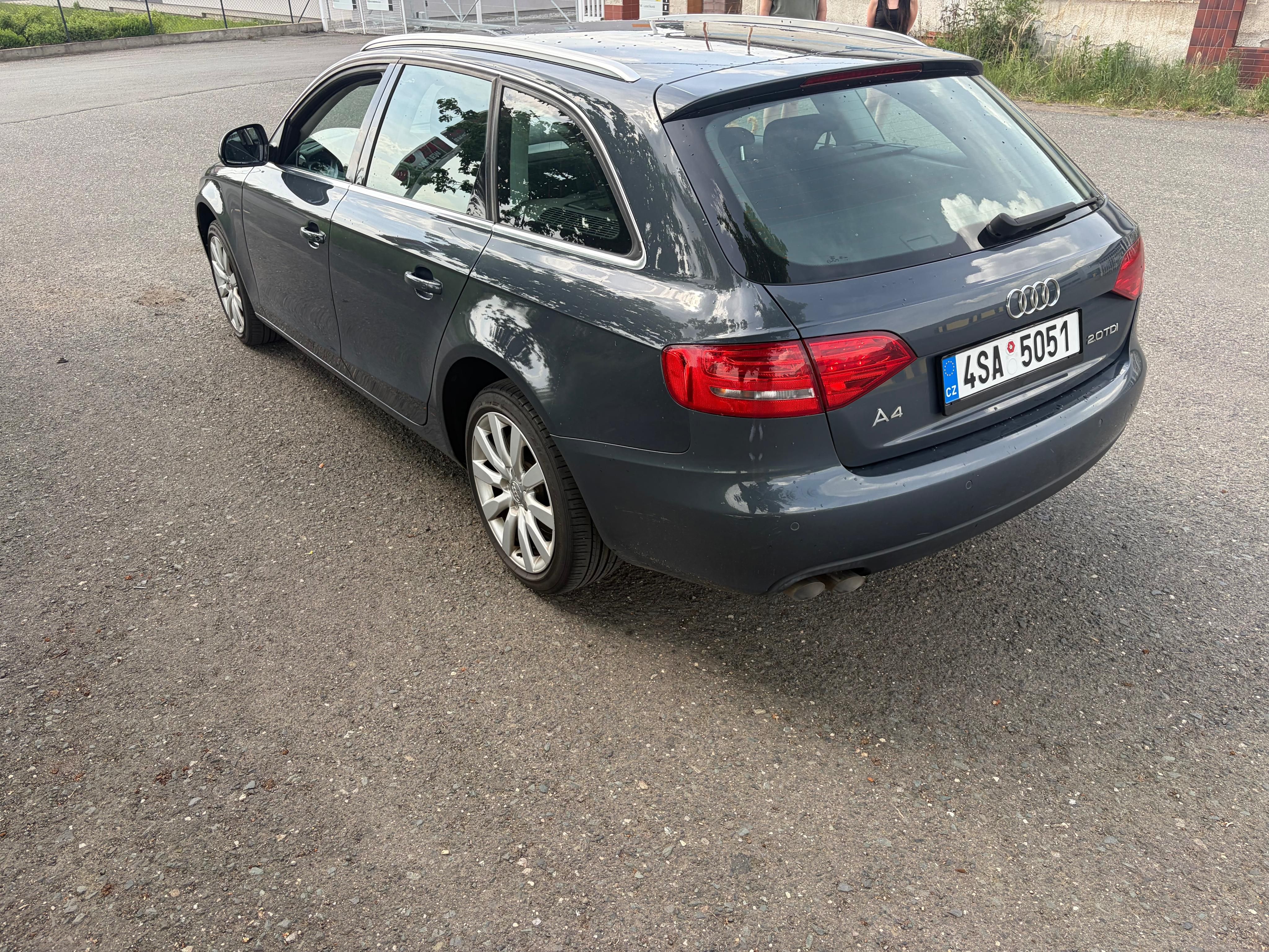 Audi A4, 2.0. TDI - fotka 6
