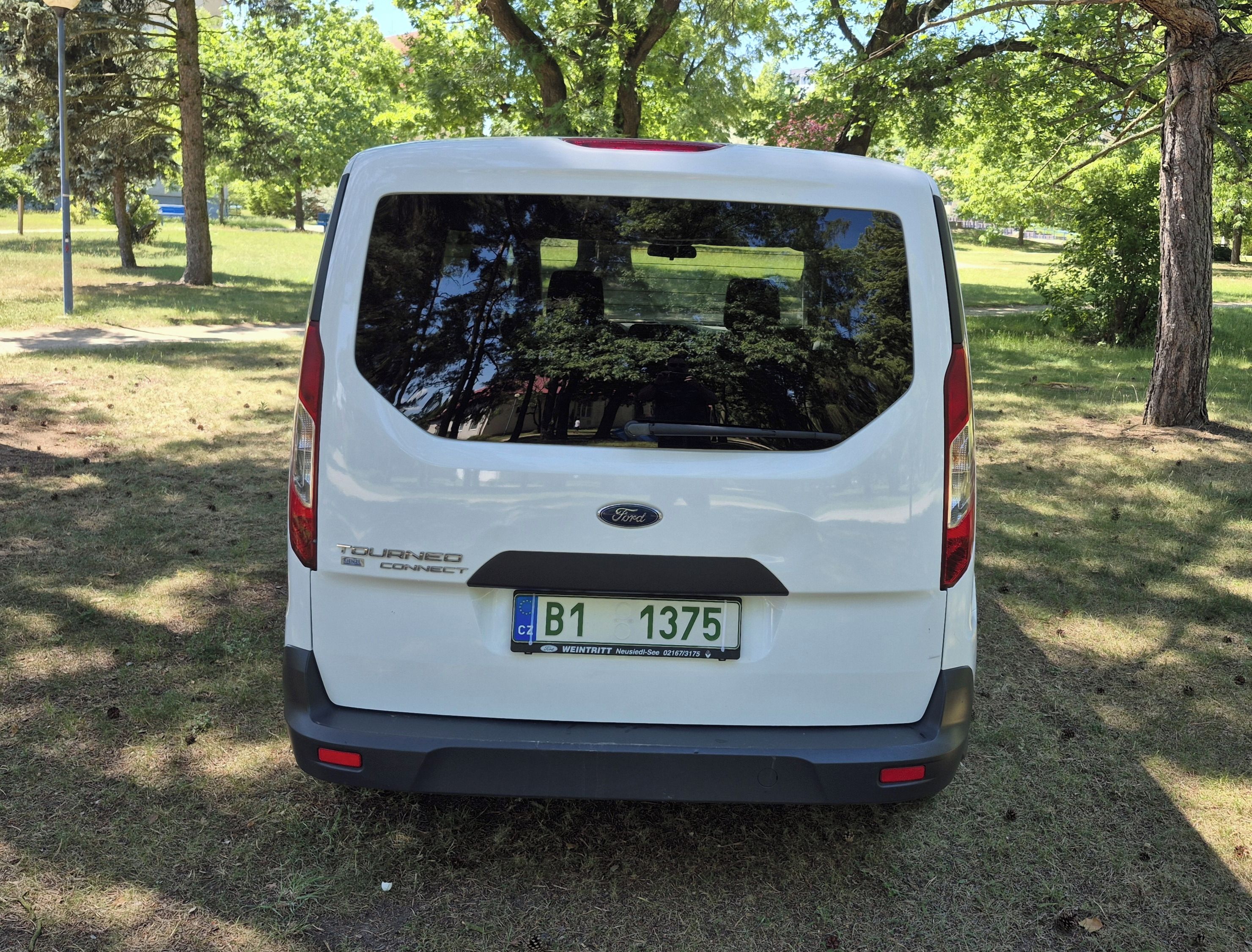 Ford Tourneo Connect, 1.5 TDCi 1. majitel - fotka 4
