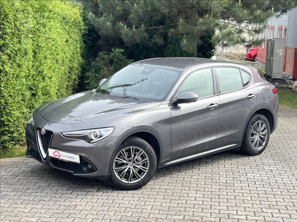 Alfa Romeo Stelvio, 2,2 JtDm Q4 EXECUTIVE 210CV