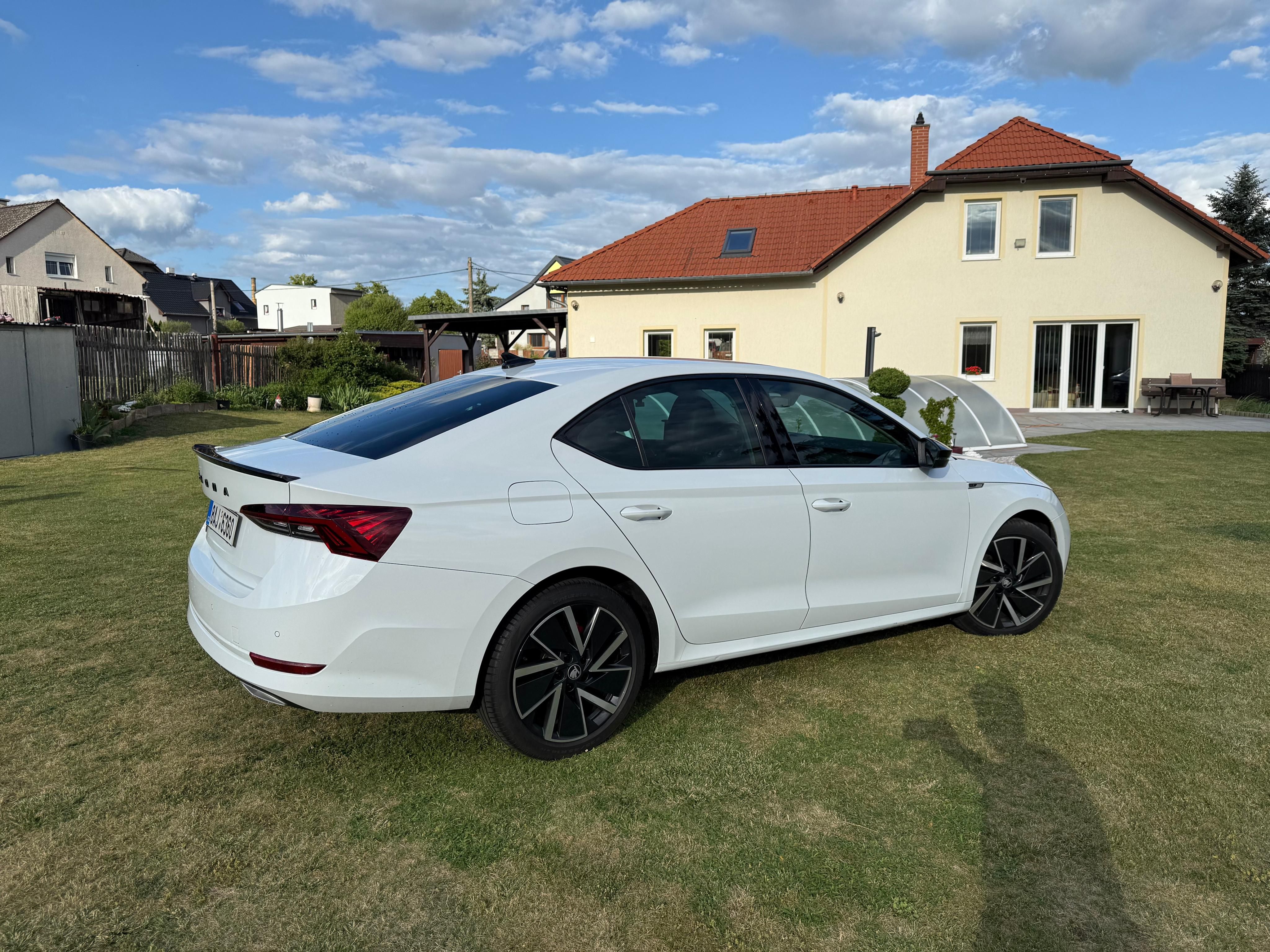 Škoda Octavia, Style PLUS 2,0 TDI - fotka 2