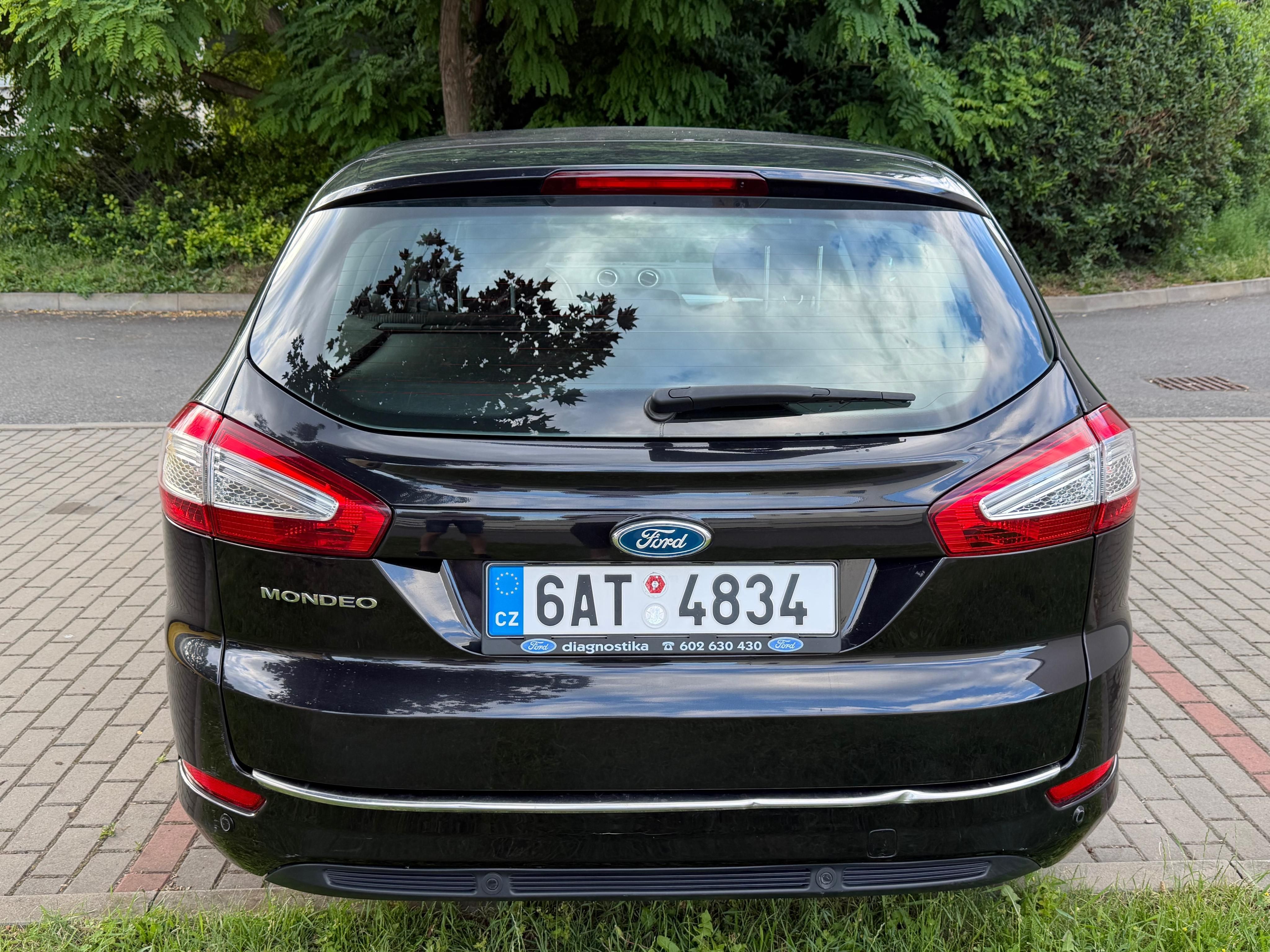 Ford Mondeo, 120kW Titanium Navi, xenony - fotka 4