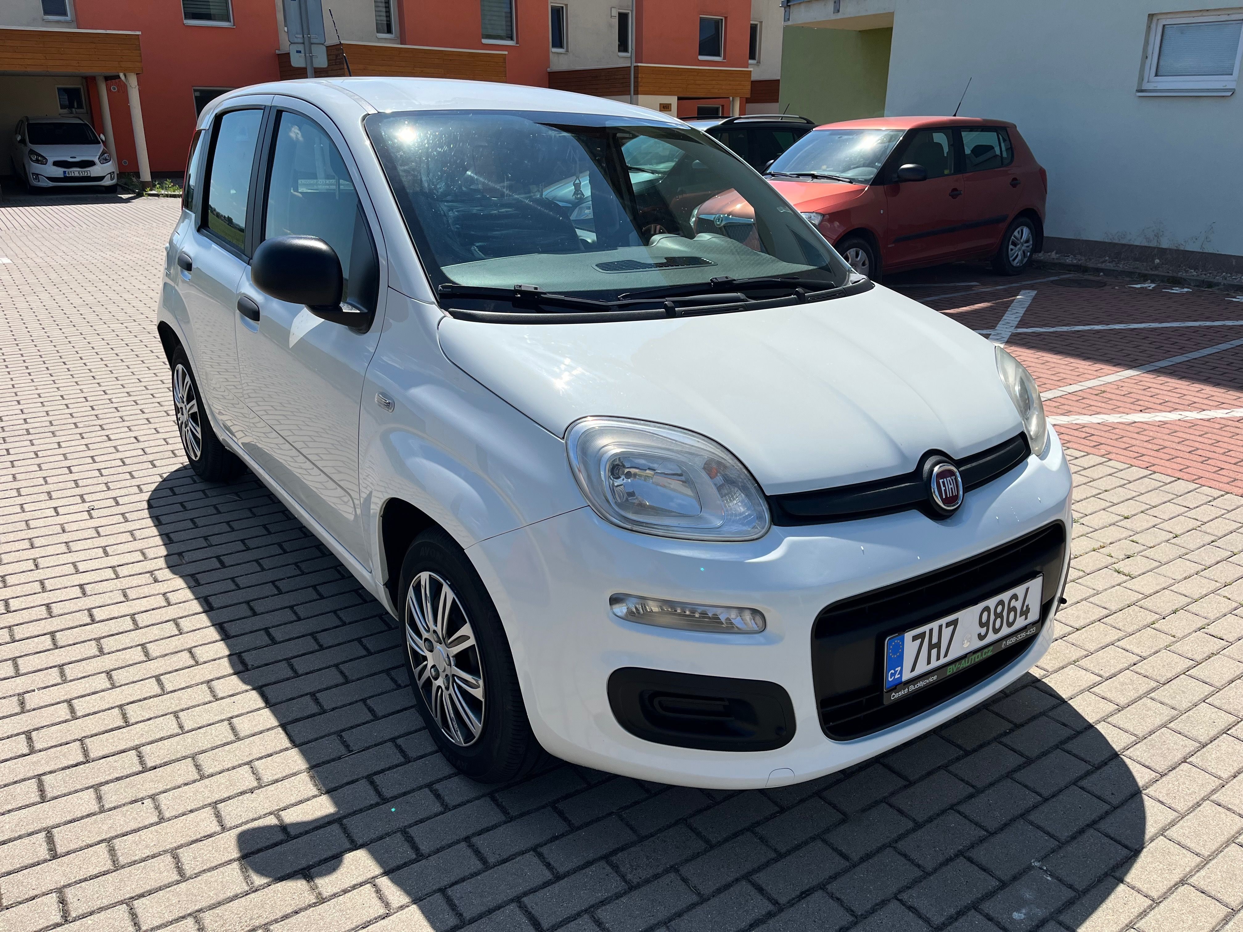 Fiat Panda, 1.2 51kw,servisni kniha,klima - fotka 2