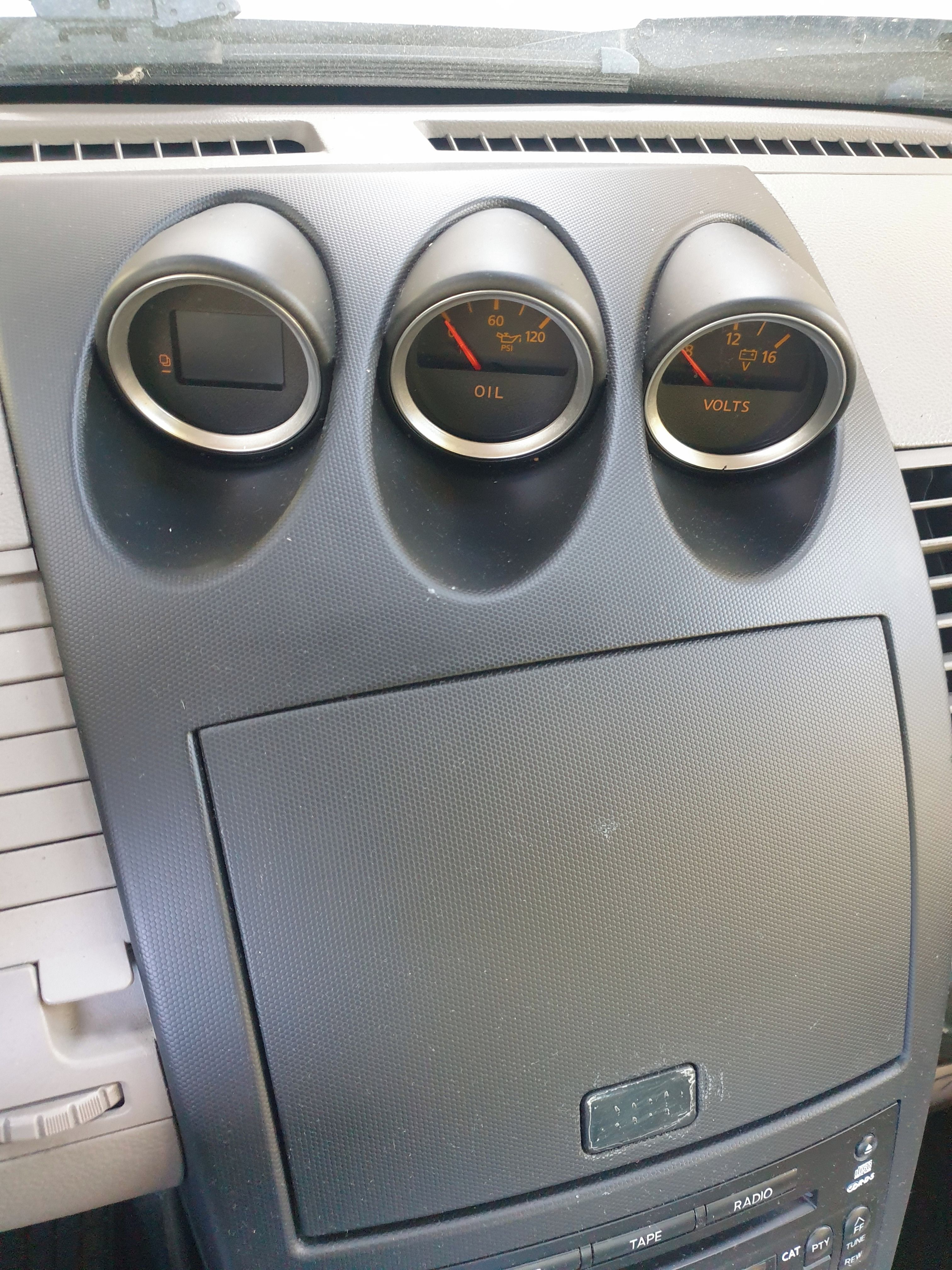Nissan 350 Z, 3,5 6V VQ35DE - fotka 5