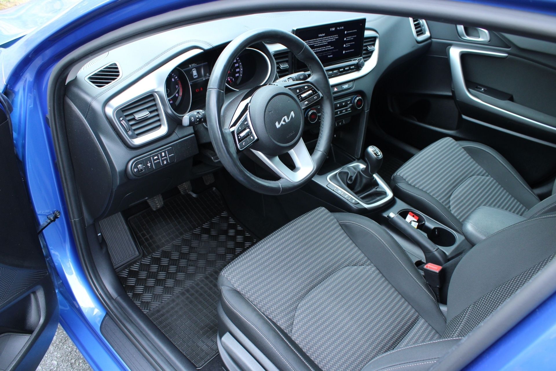 Kia Cee´d, 1.5 T-GDI TOP 117kW LED manuál - fotka 5