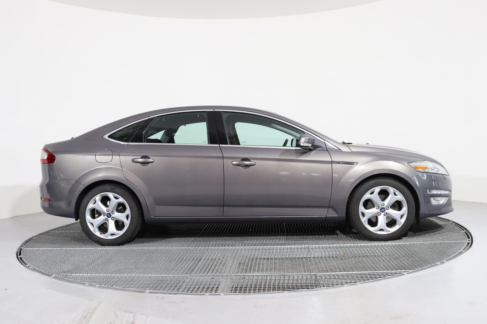 Ford Mondeo, 1,6i ECOBOOST TITANIUM 118kW - fotka 3