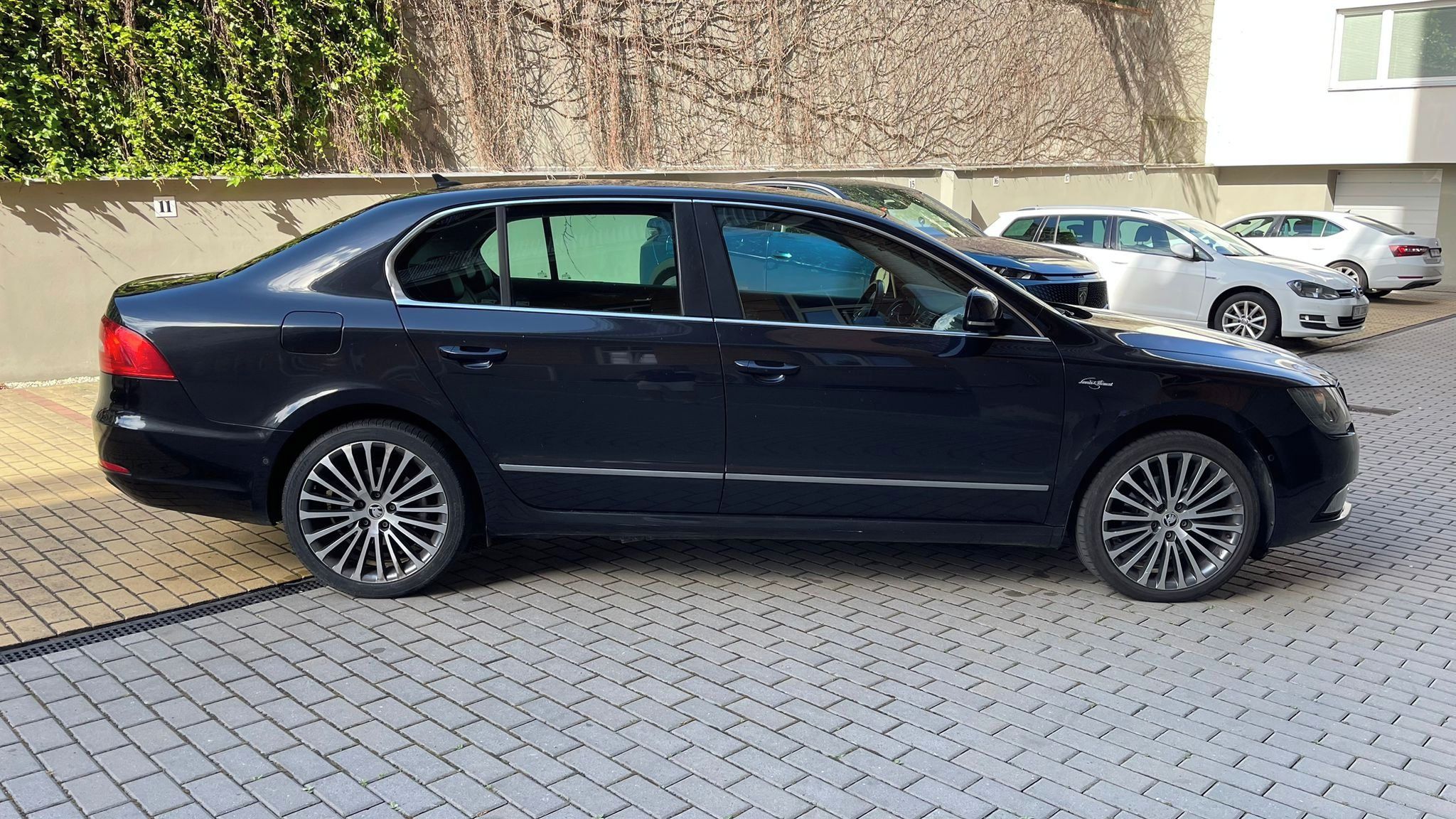 Škoda Superb, 2.0 TDi 103kW 4x4 L&K DPH - fotka 3