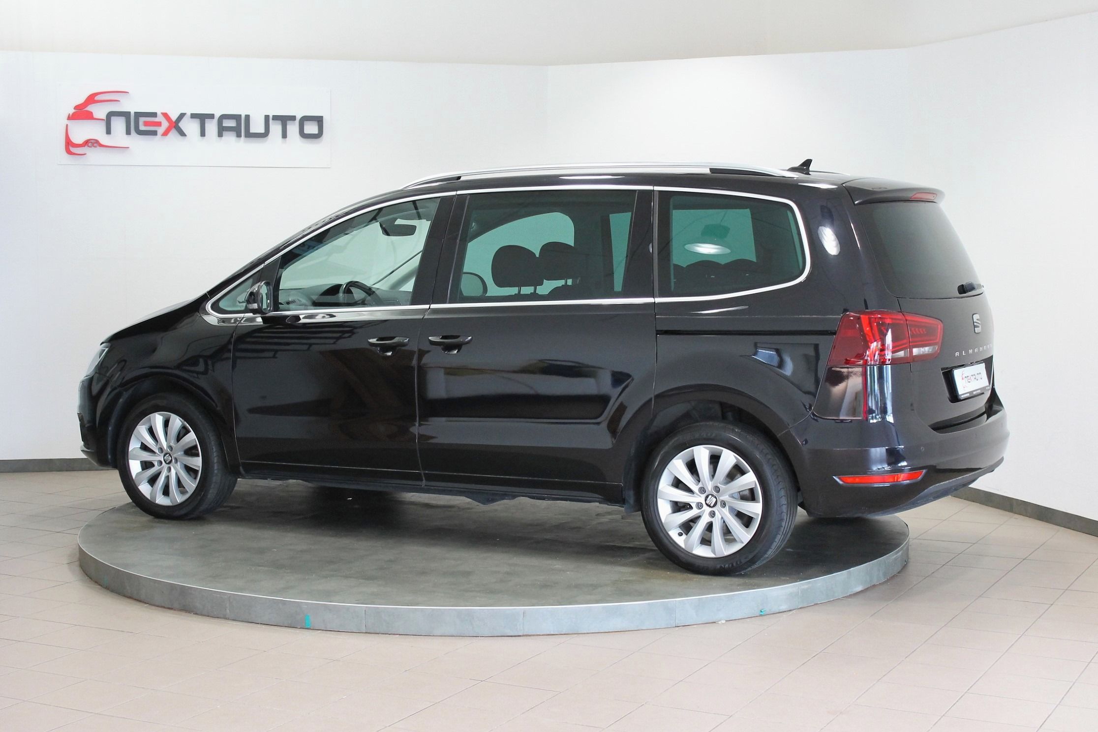 Seat Alhambra, 2.0 TDI 135kW DSG STYLE 7-MÍST - fotka 3