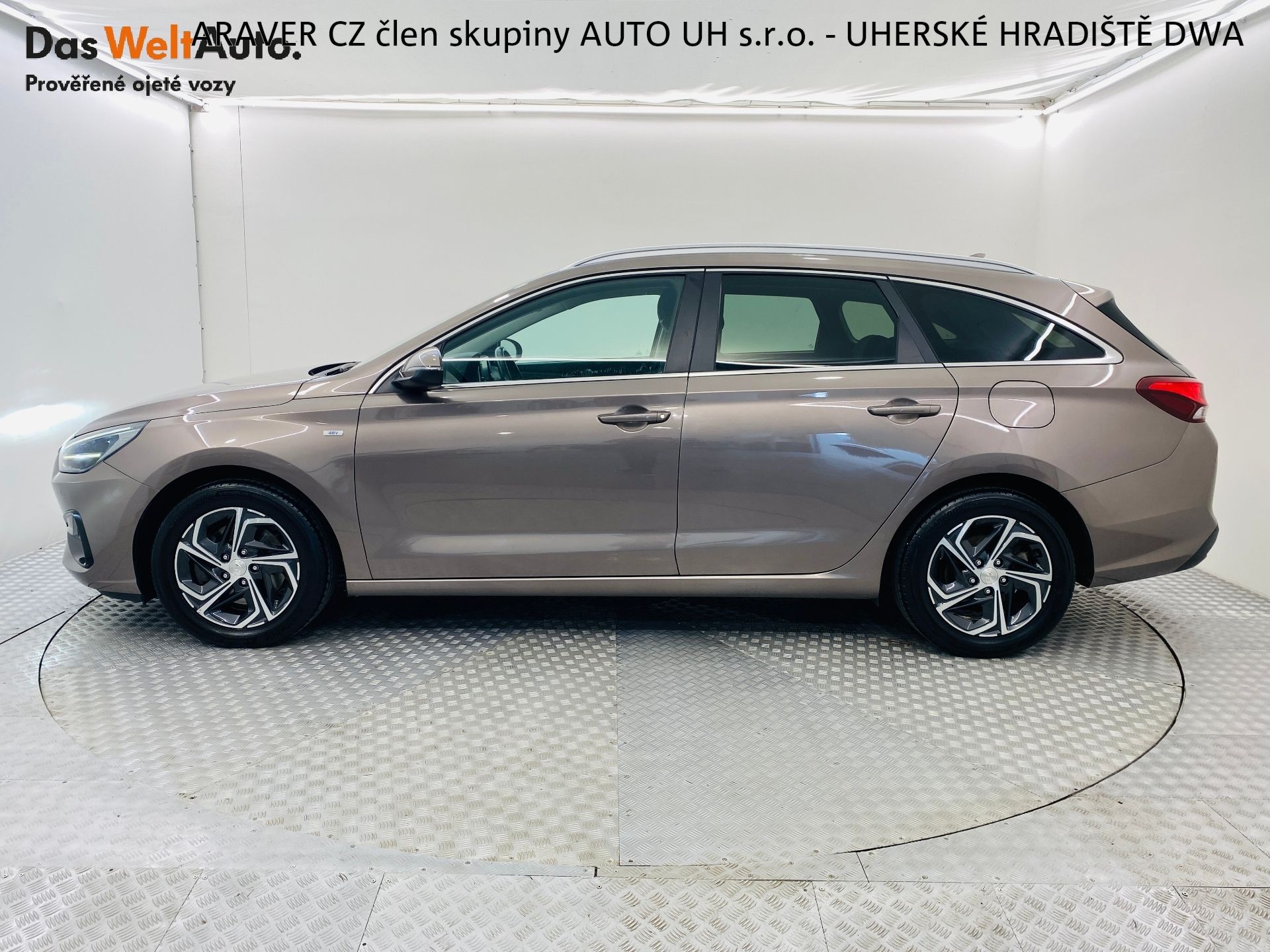 Hyundai i30, 1.5 T-GDi 117kW Smart - fotka 3