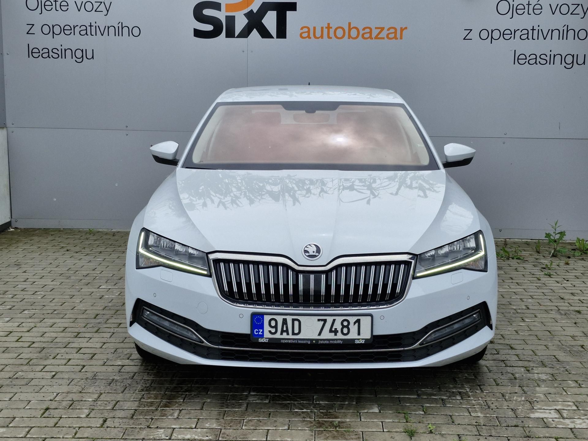 Škoda Superb, IIIF Style 2,0 TDI (110 kW - fotka 3