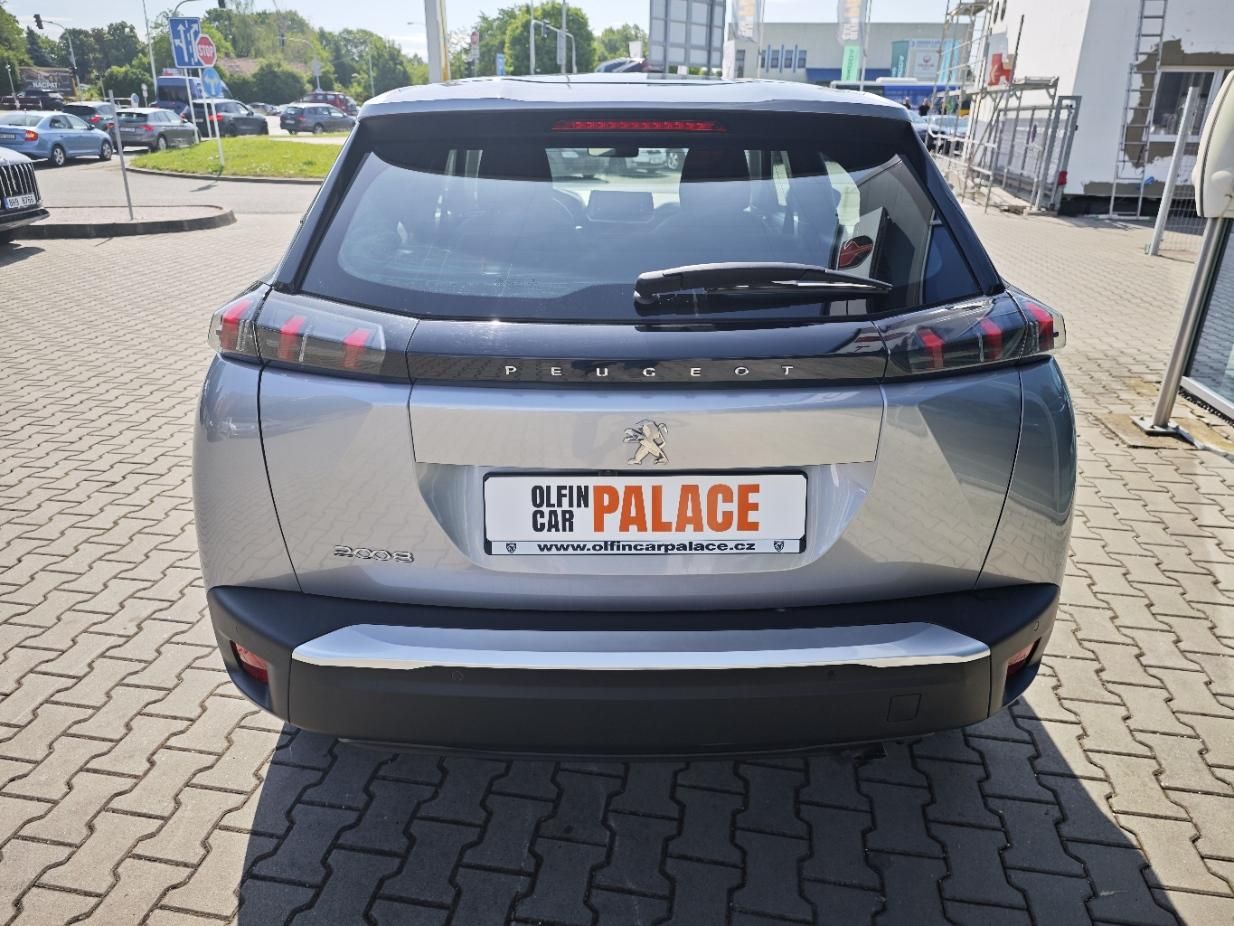 Peugeot 2008, Active